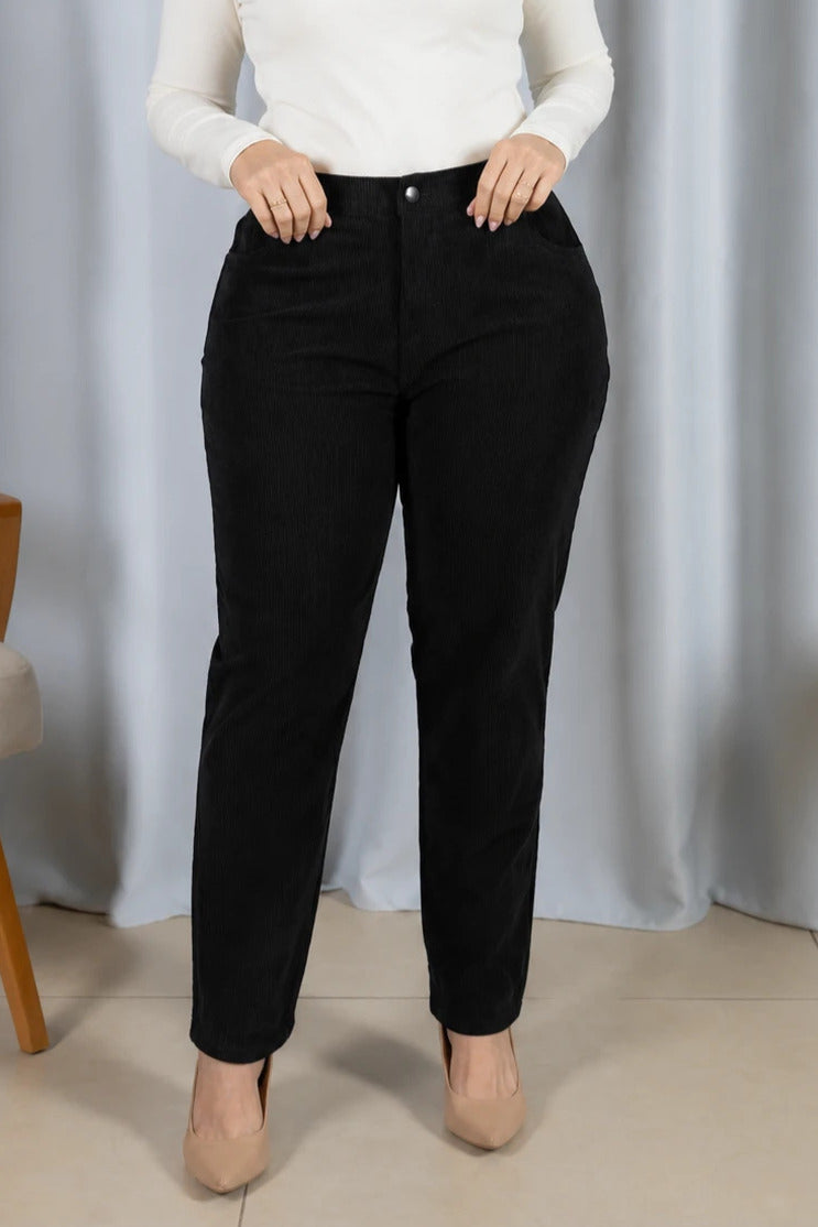 Calça Cotelê Corte Reto Lupita Preta