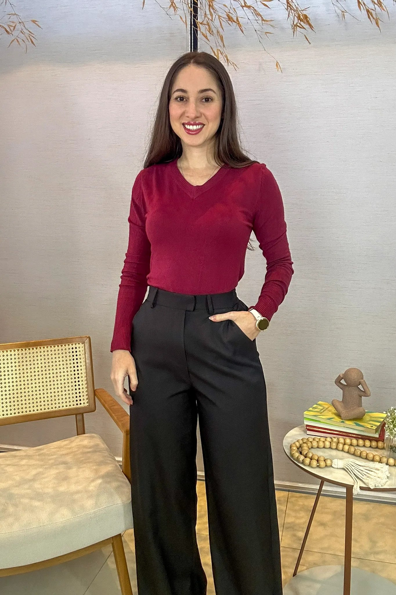 Conjunto: Blusa Manga Longa Em Tricot Luma Marsala + Calça Pantalona Alfaiataria Lisse Luna Preta