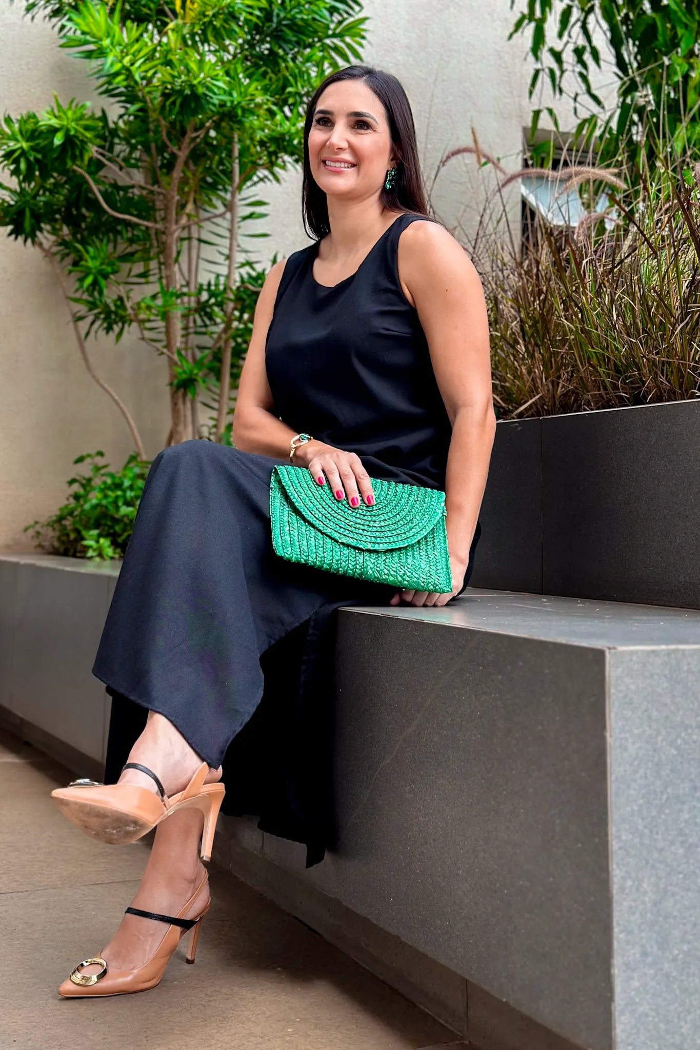 Vestido Midi Detalhe Bolso Elisa Preto