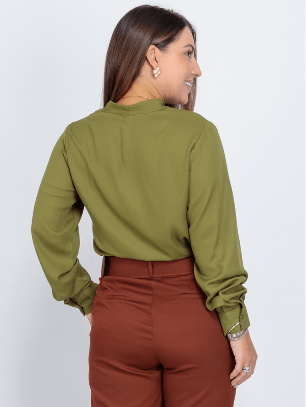 Blusa Manga Longa Decote V Lisa Clara Verde Militar