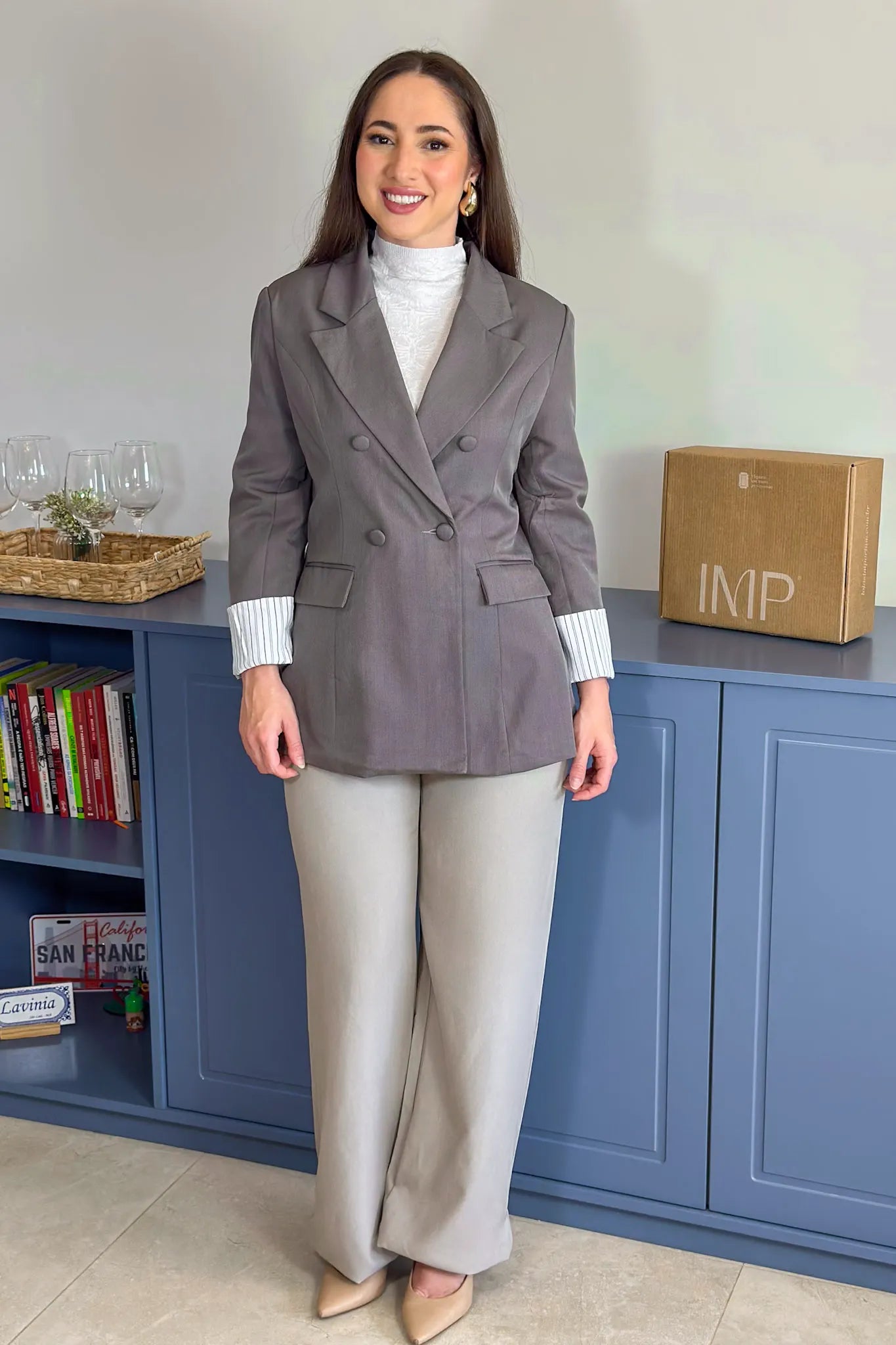 Blazer Detalhe Botões Bolso Fake Janaina Cinza