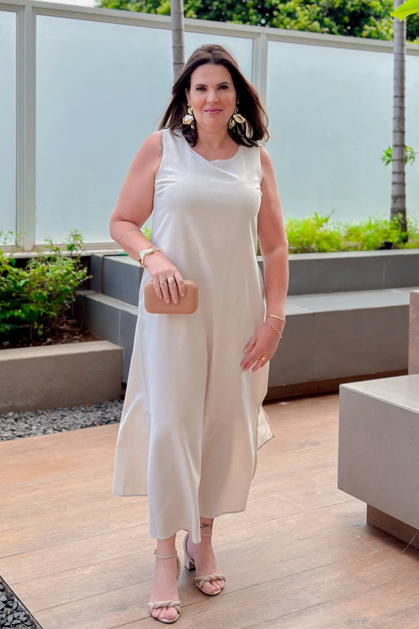 Vestido Midi Detalhe Bolso Elisa Bege
