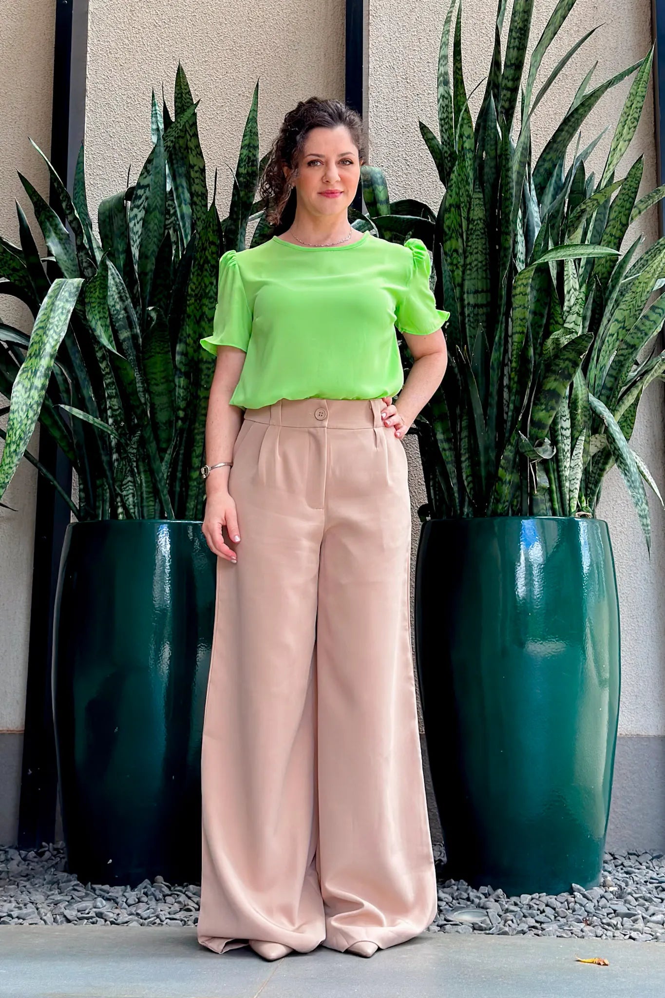 Blusa Manga Curta Detalhe Botões Karen Verde Claro