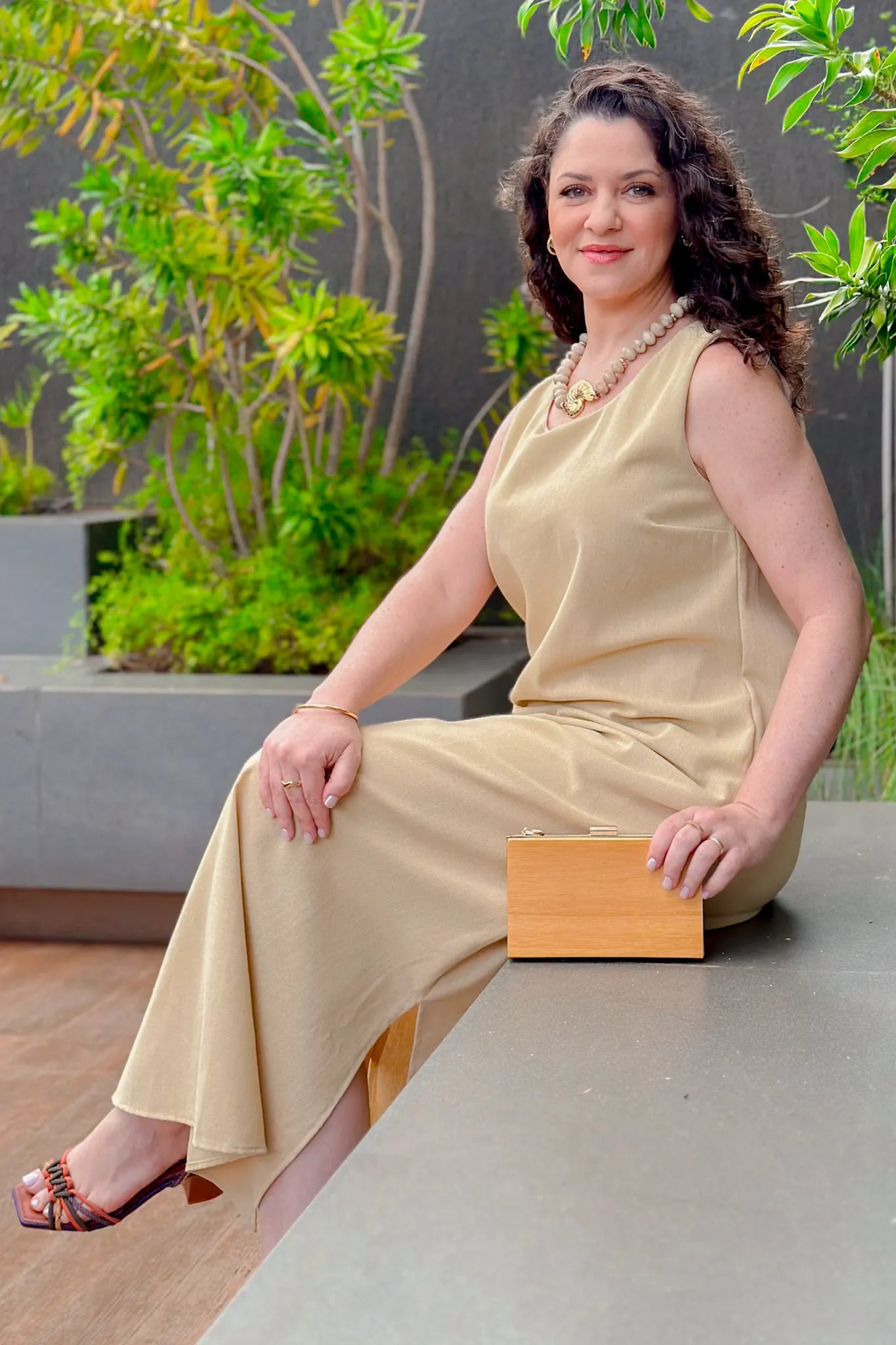 Vestido Midi Detalhe Bolso Elisa Amarelo