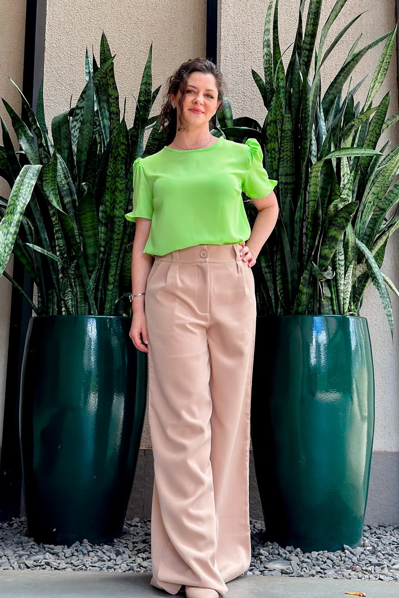 Blusa Manga Curta Detalhe Botões Karen Verde Claro