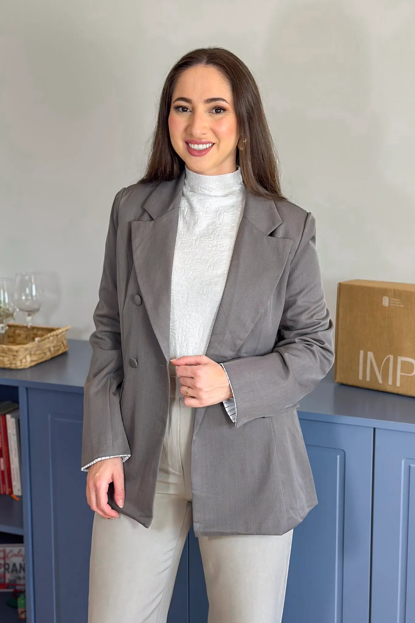 Blazer Detalhe Botões Bolso Fake Janaina Cinza