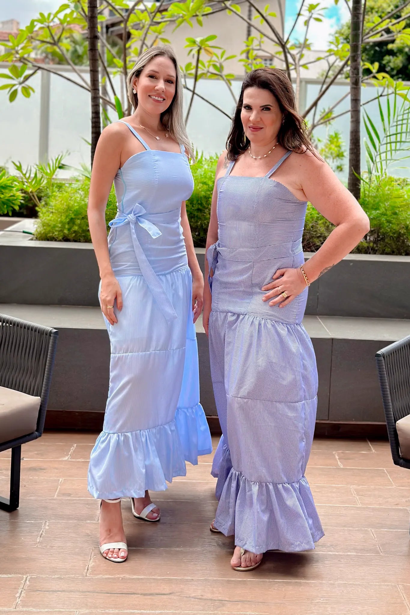 Vestido Longo Listrado Monica Azul Marinho