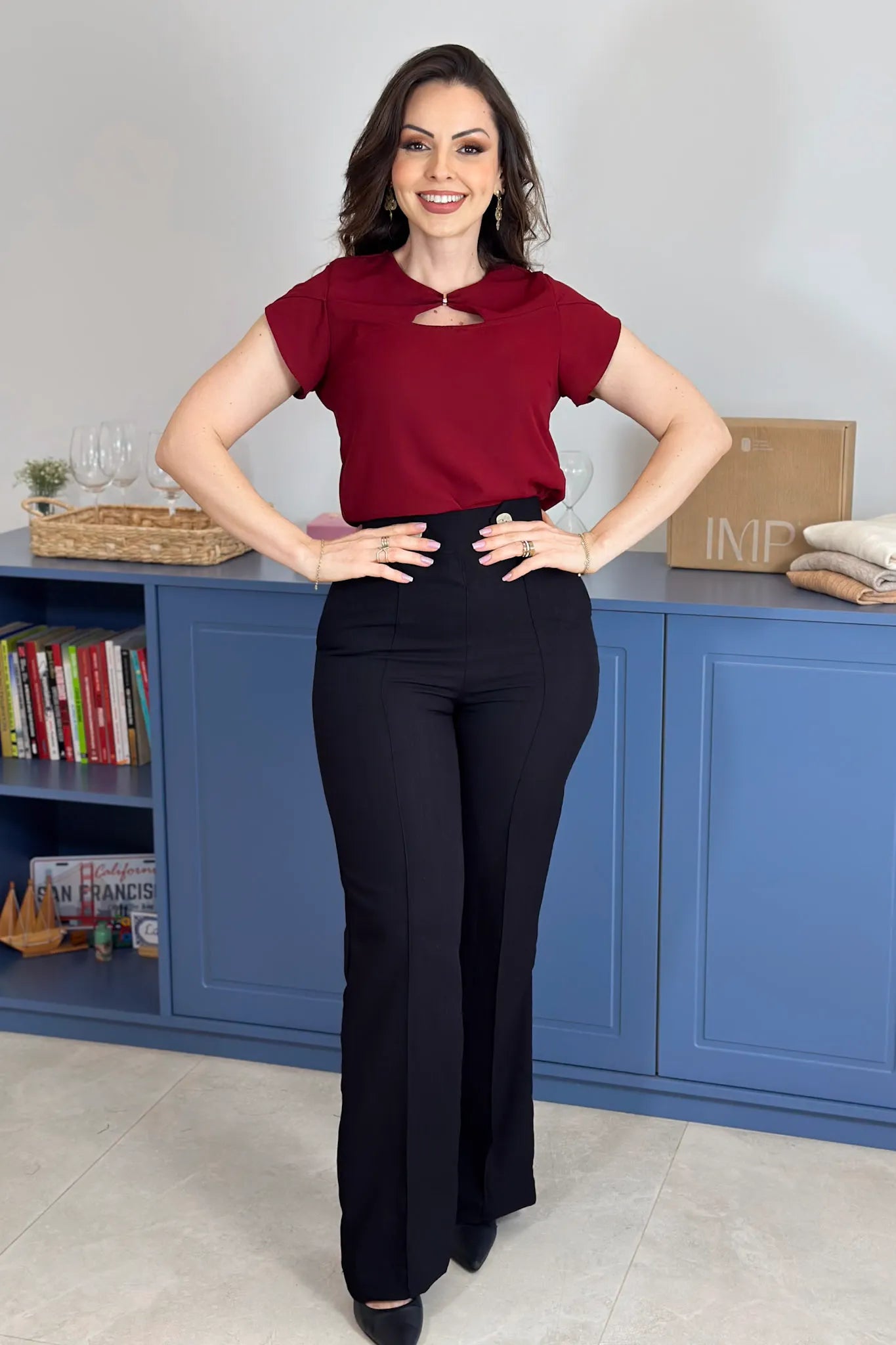 Blusa Manga Curta Transpassada New Crepe Detalhe Colo Dafne Marsala