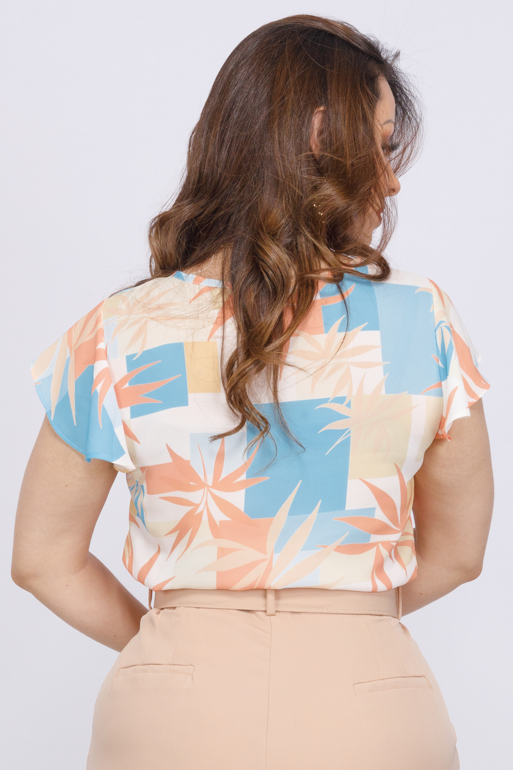 Blusa Manga Curta Decote Choker Babados Mangas Daiane Folhagem Laranja