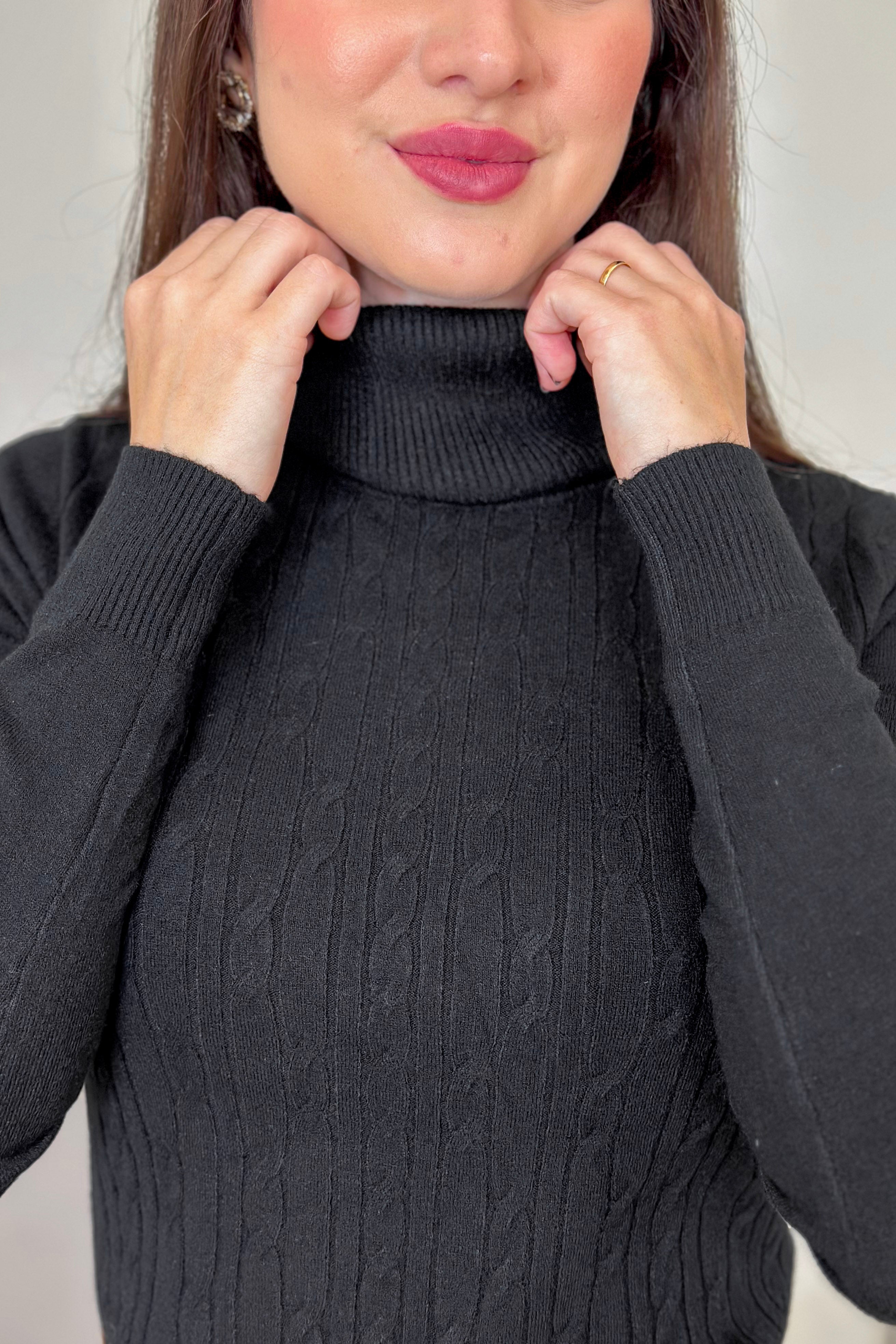 Blusa Manga Longa Em Tricot Modal Gola Boba Erica Preto