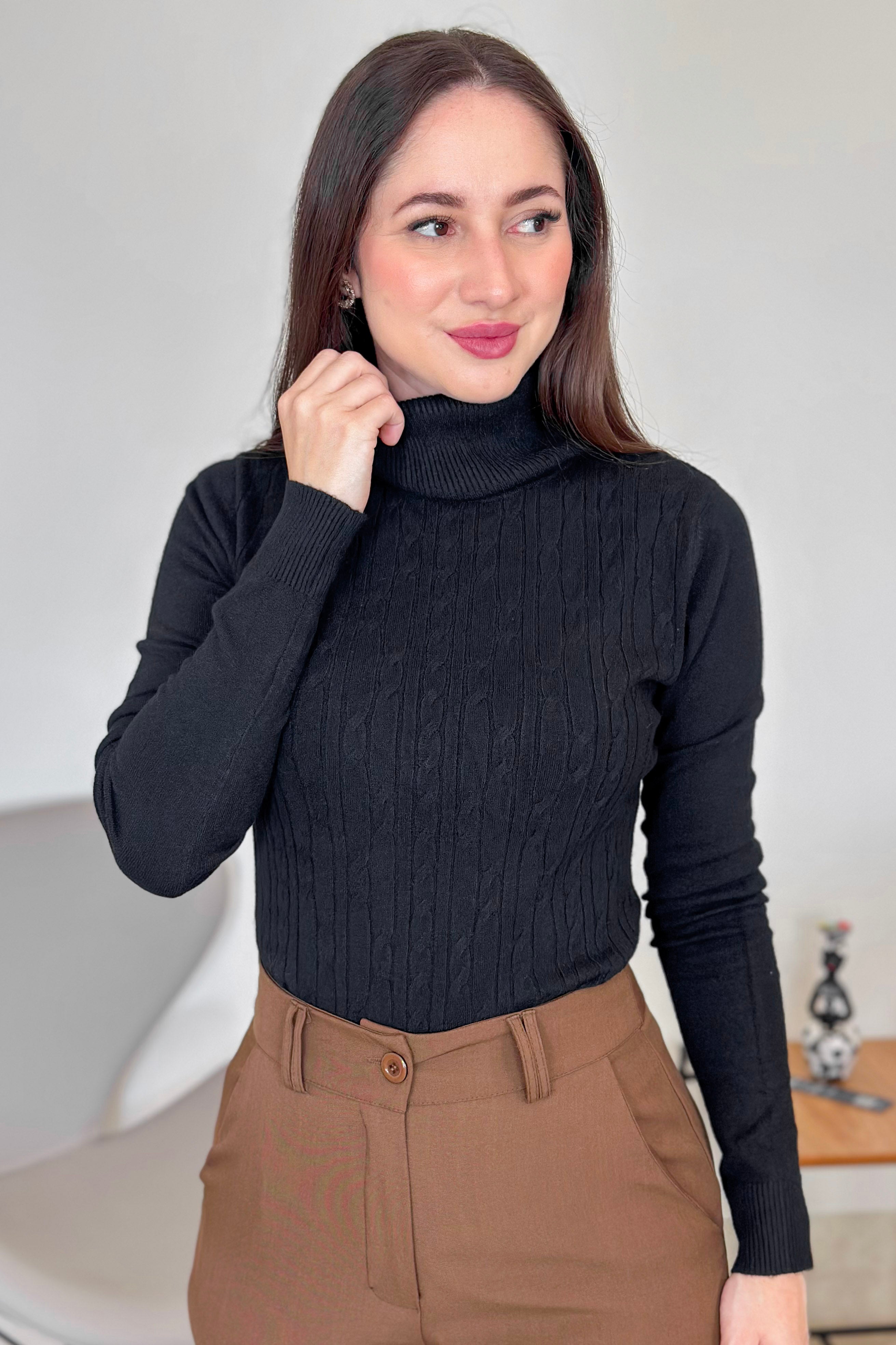 Blusa Manga Longa Em Tricot Modal Gola Boba Erica Preto