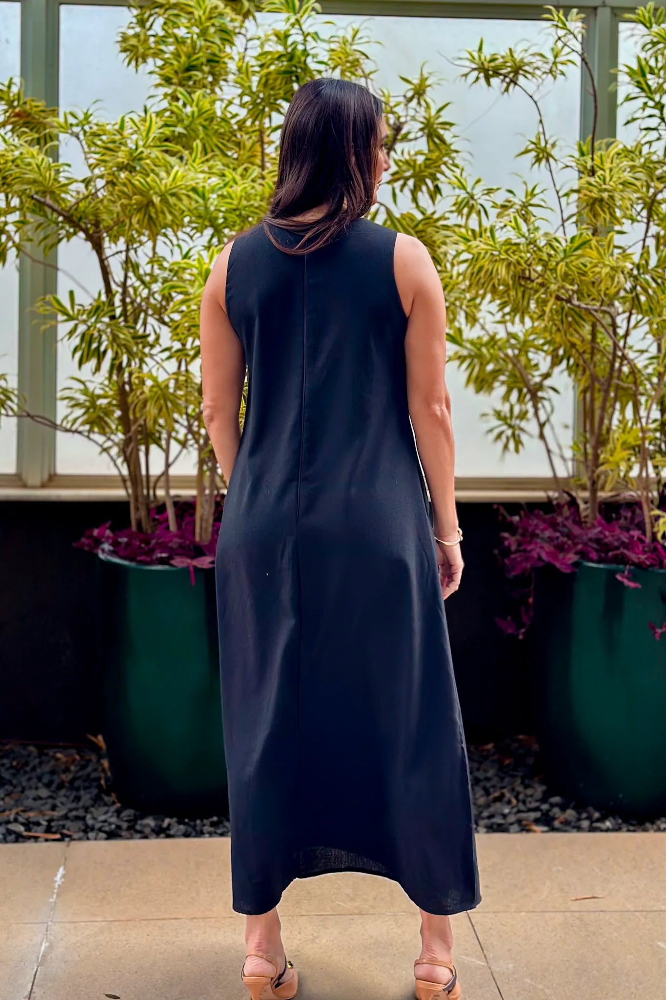 Vestido Midi Detalhe Bolso Elisa Preto