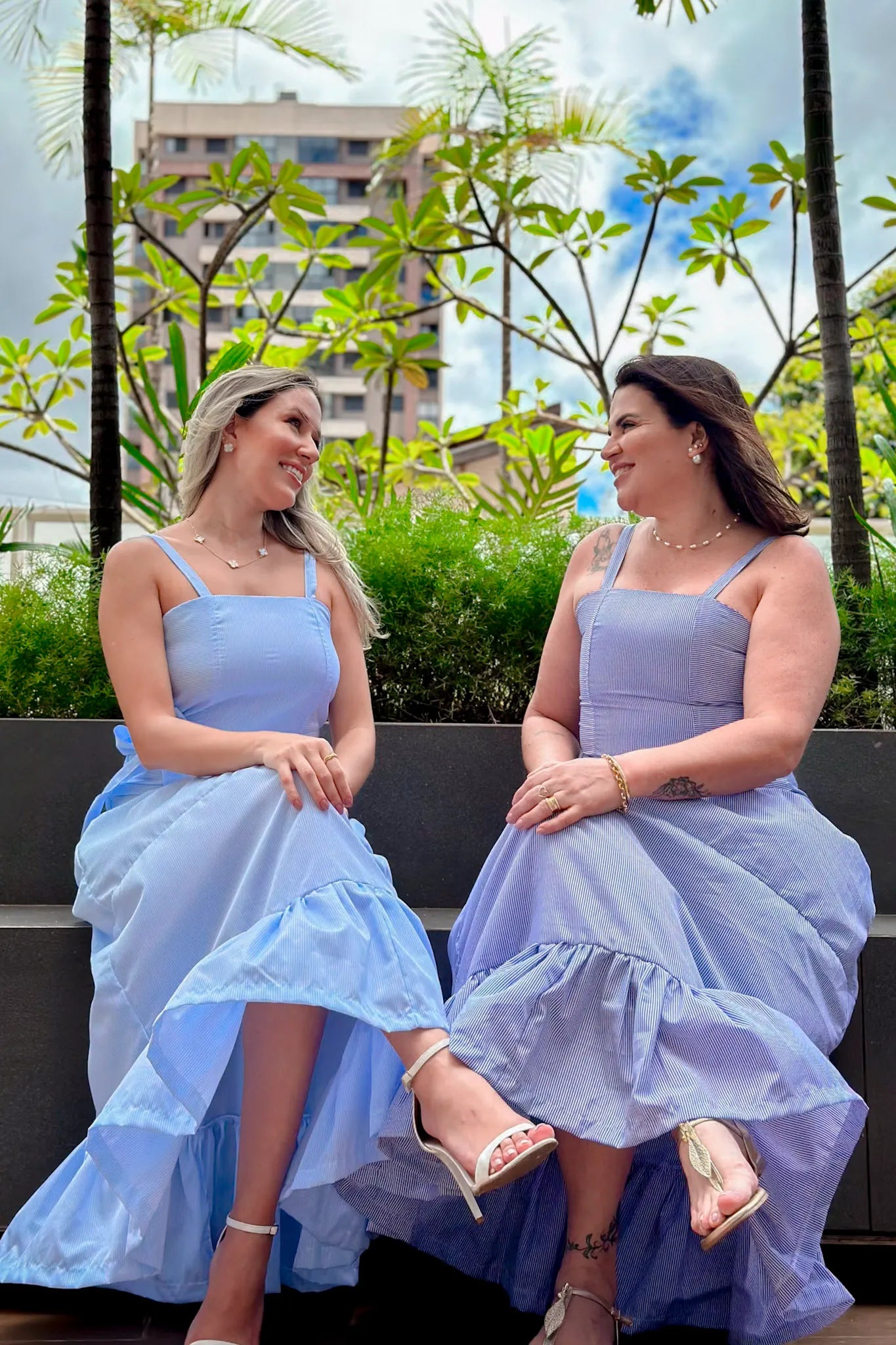 Vestido Longo Listrado Monica Azul Marinho