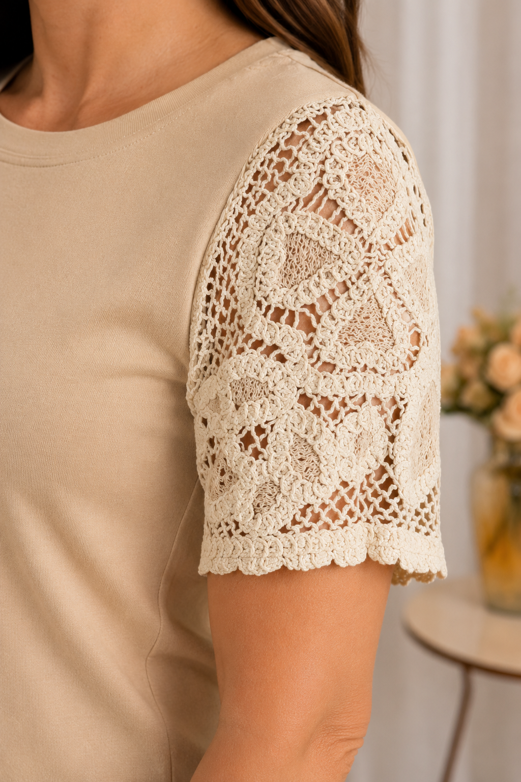 Blusa Cotton Lycra com Manga em Crochê Leonor Creme