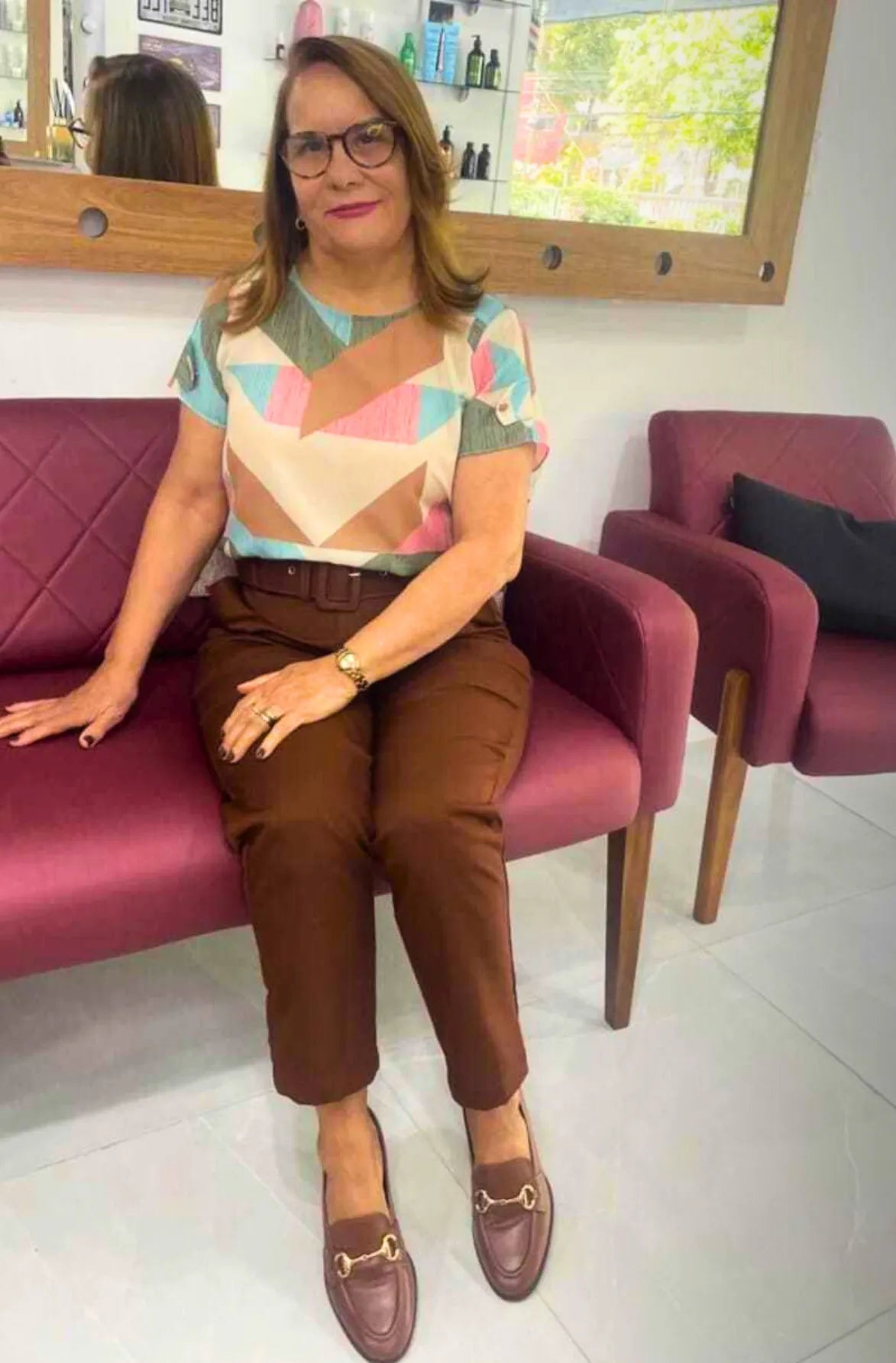 Blusa Manga Curta Estampa Geométrica Giulia Bege