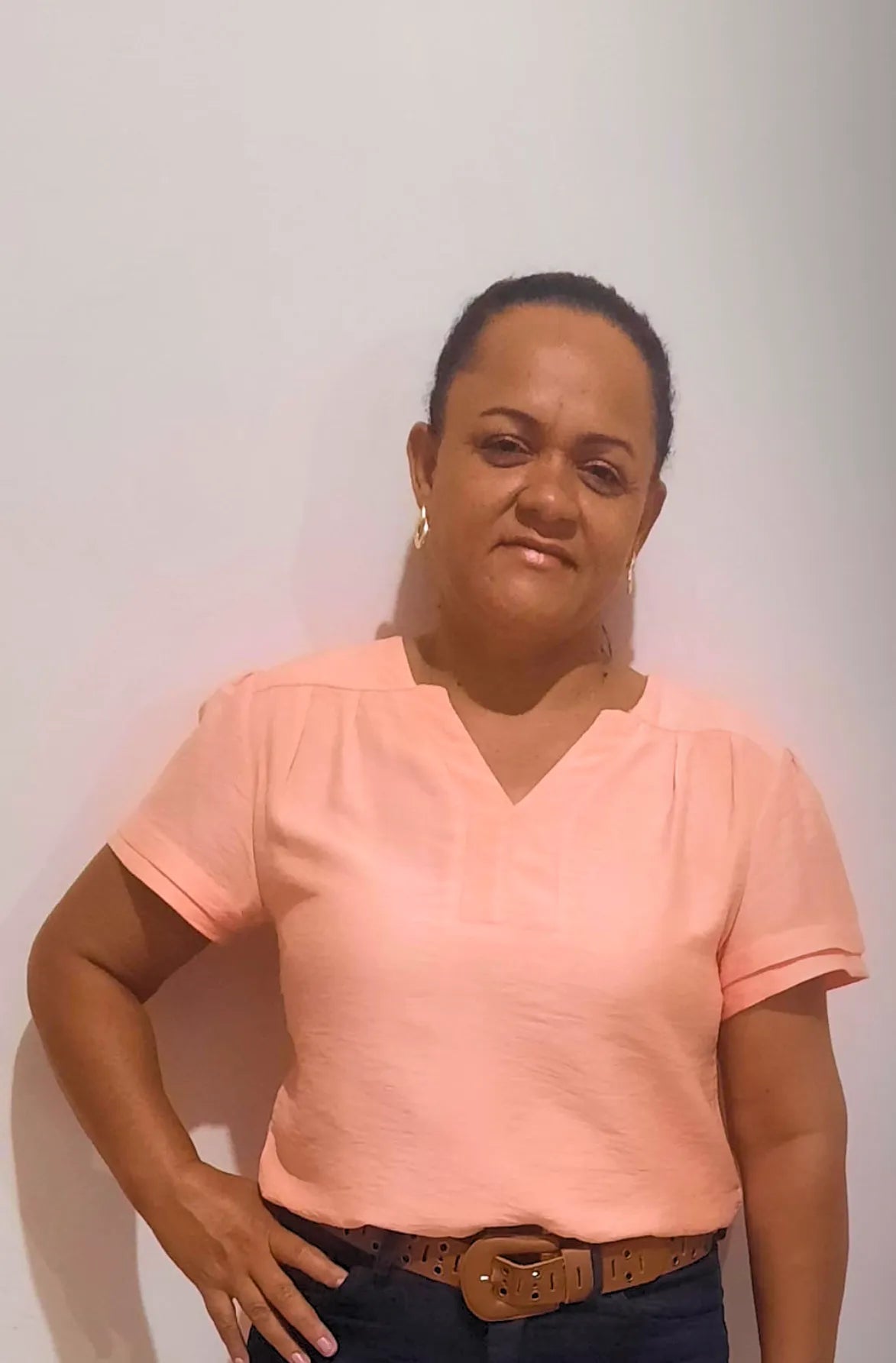 Blusa Manga Curta Decote "V" Graziela Coral