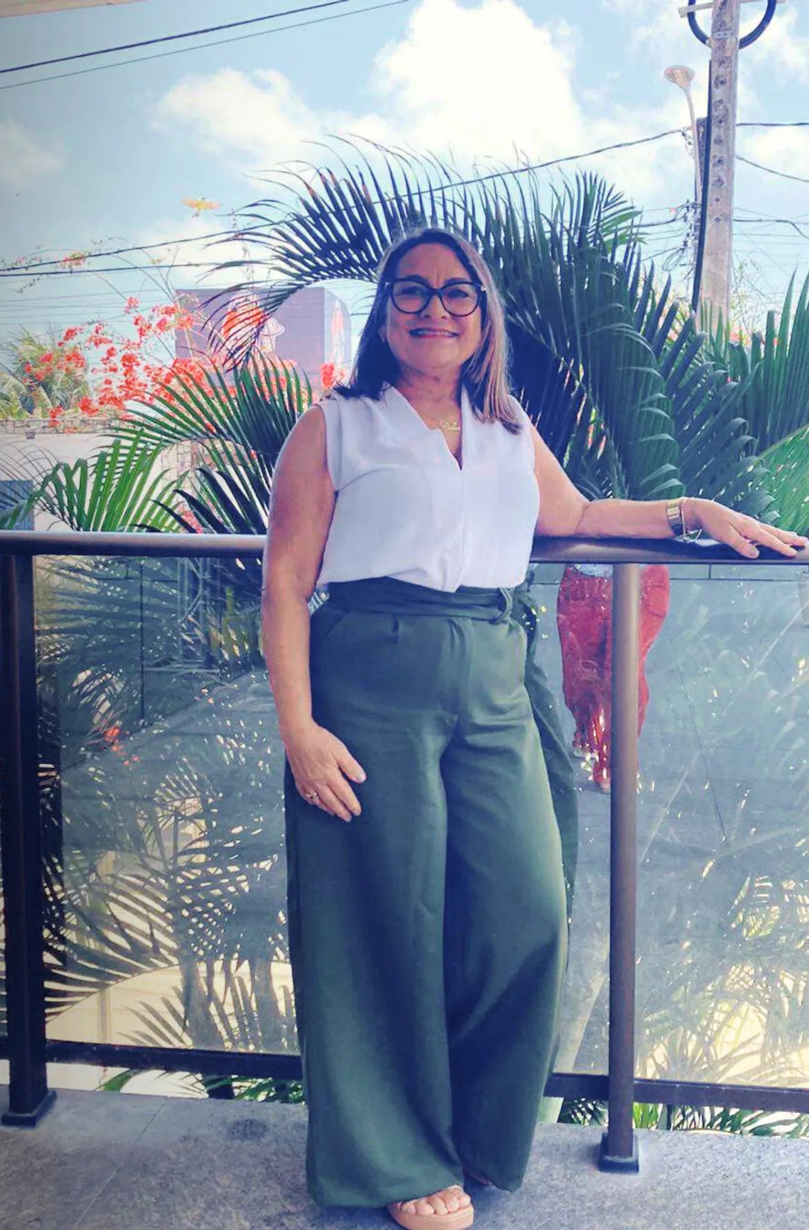 Calça Pantalona Alfaiataria Mariane Verde Militar