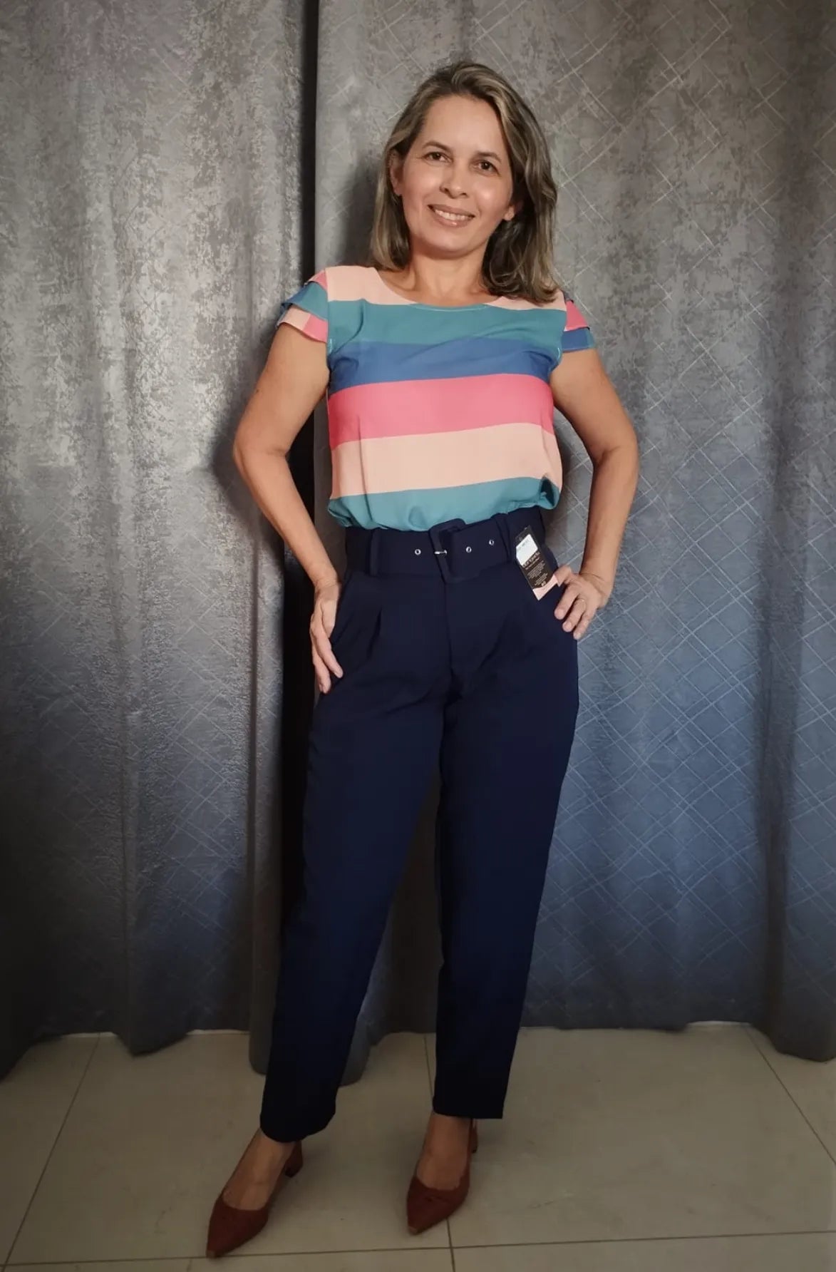 Calça Cinto Encapado Cenoura Azul Marinho