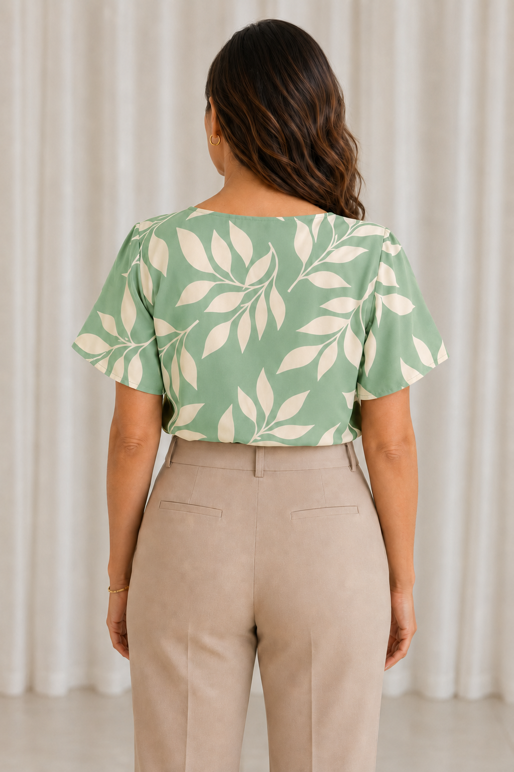 Blusa Crepe Classic que Não Amassa Olga Verde