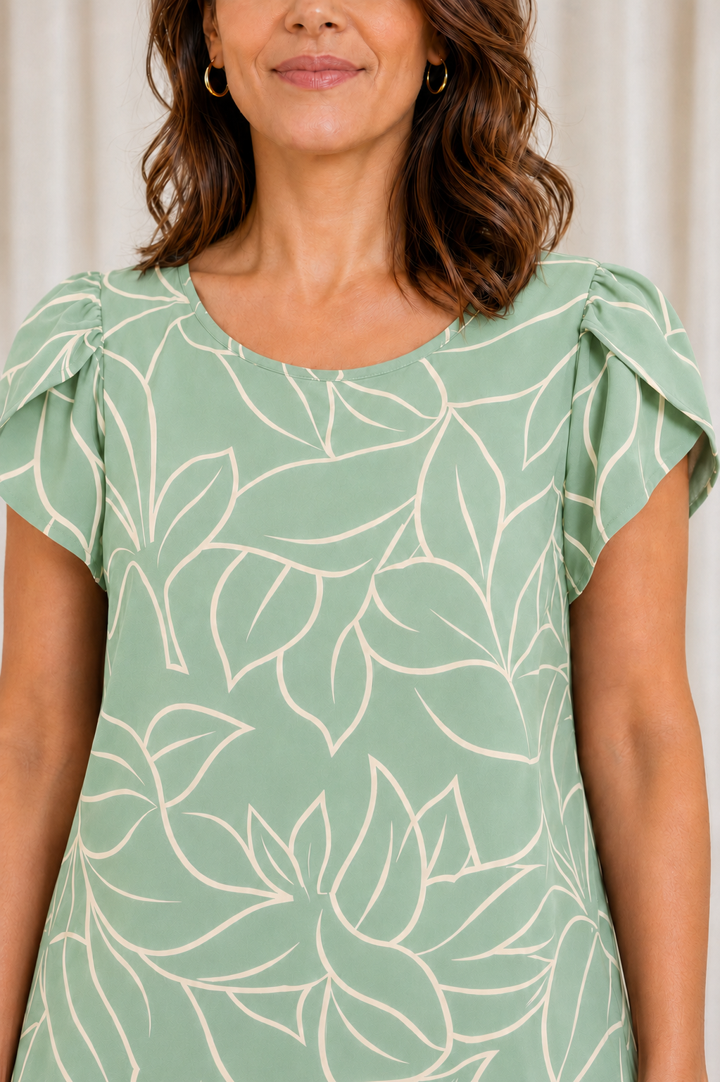 Blusa Estampada com Manga Transpassada Suelen Verde