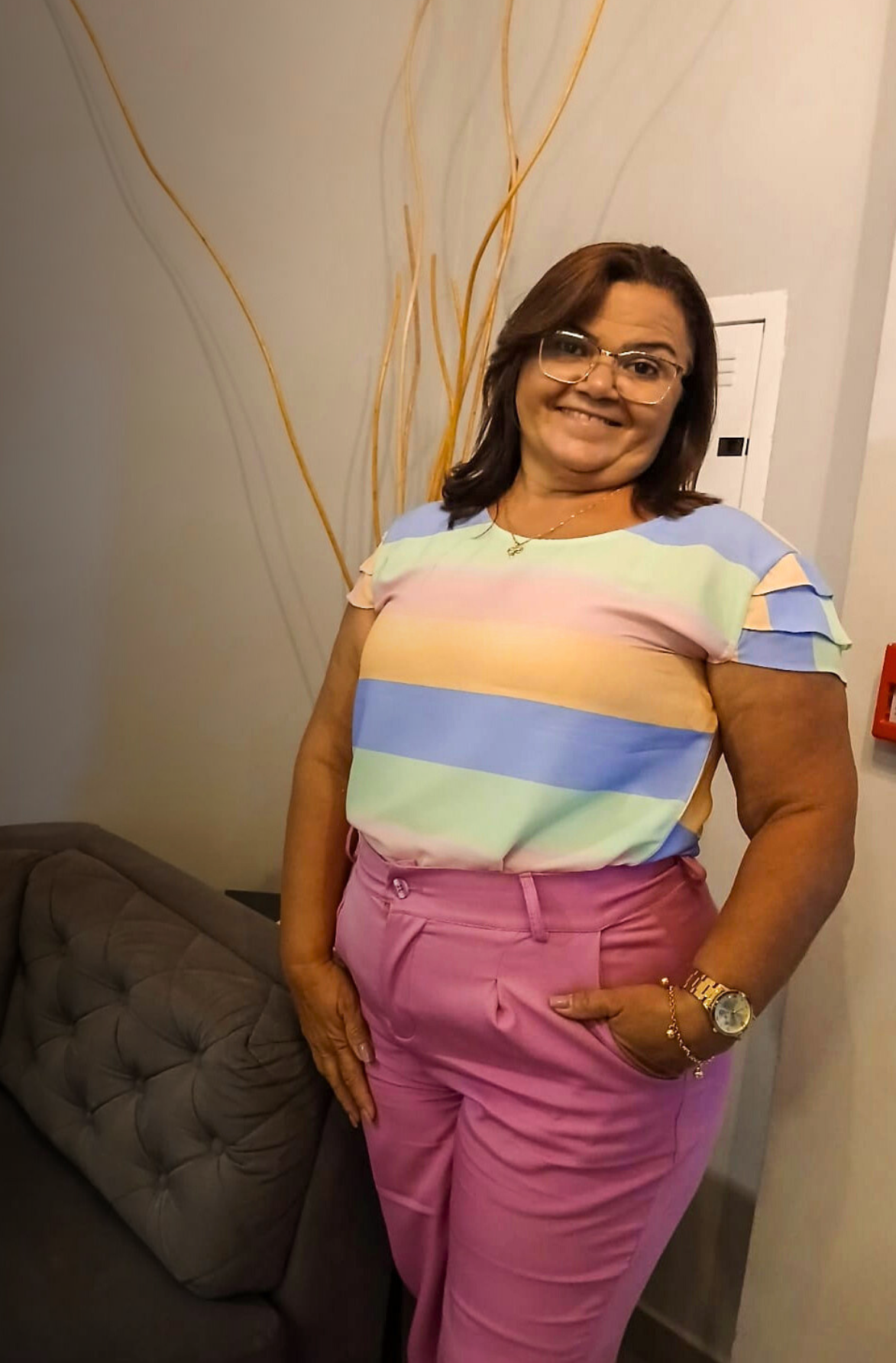 Blusa Manga Curta Camadas Listras Colorida Amarela