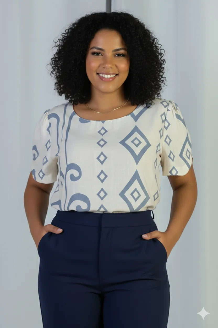 Blusa Manga Curta Detalhe Botão Vânia Estampada Azul