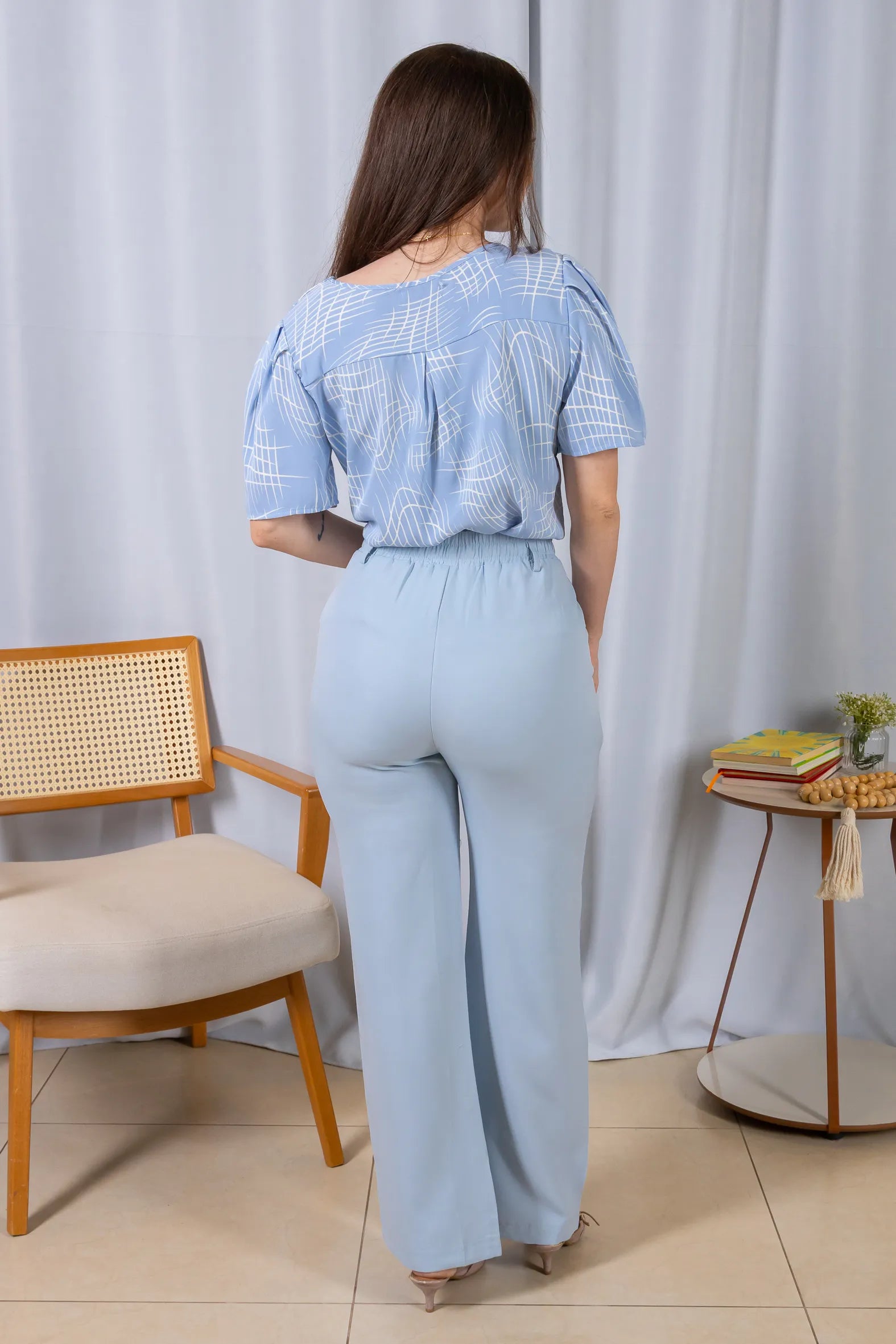Calça Pantalona Alfaiataria Botão Encapado Margareth Azul