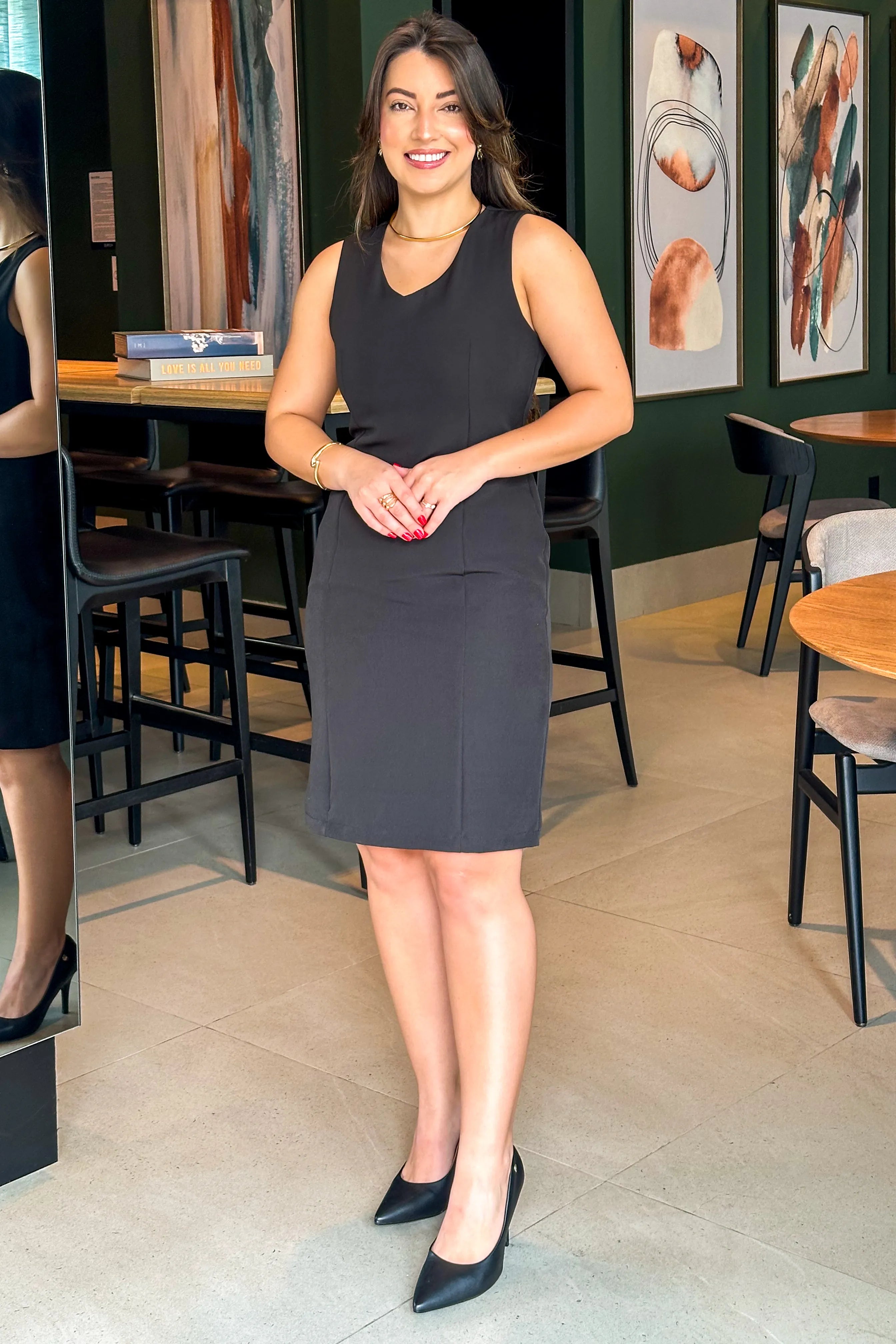 Vestido Decote "V" Regata Verônica Preto