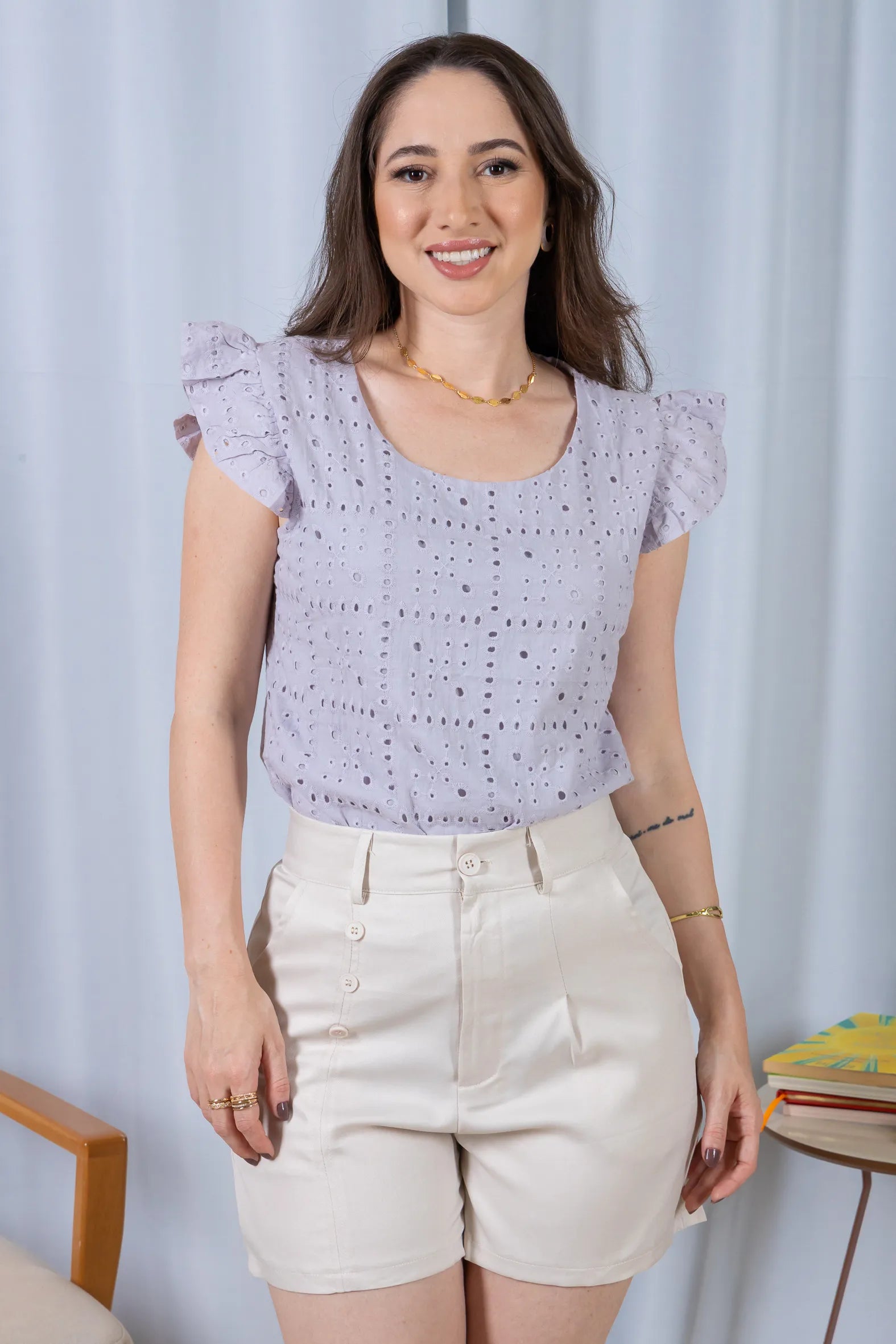 Regata Babados Cotton Em Laise Gabriela Cinza Azulado