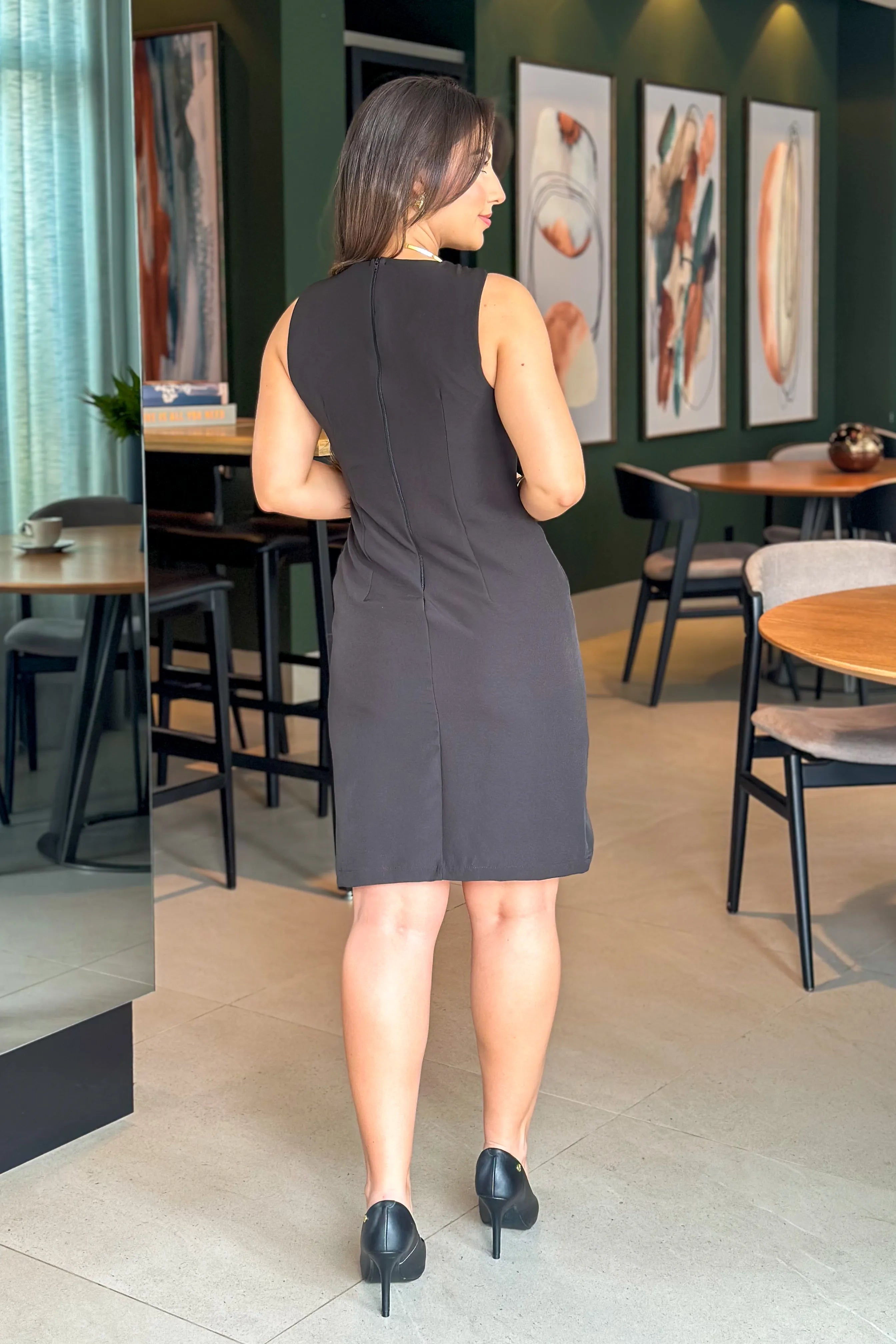 Vestido Decote "V" Regata Verônica Preto