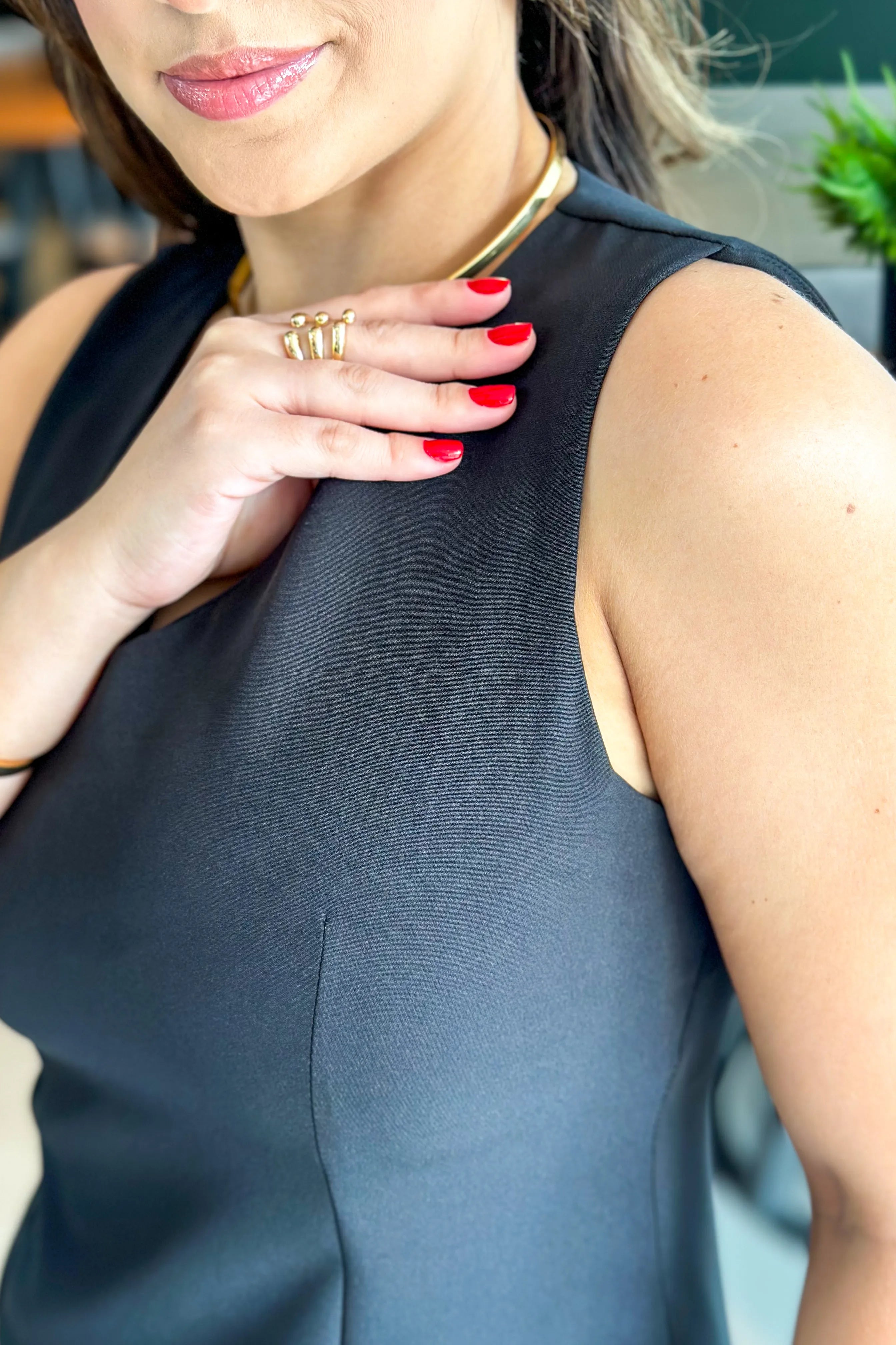 Vestido Decote "V" Regata Verônica Preto