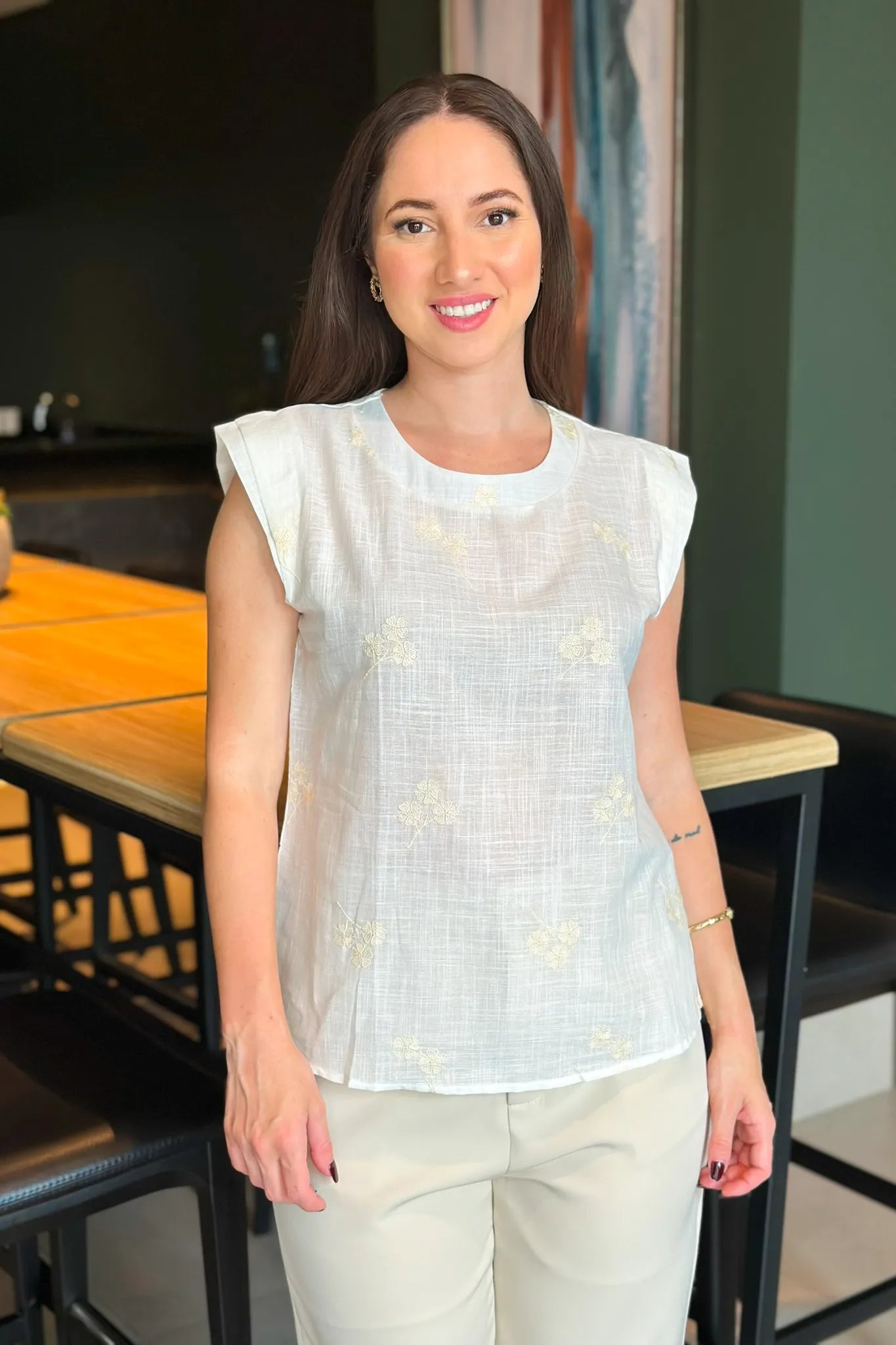 Blusa Manga Curta Em Laise Michelle Branca