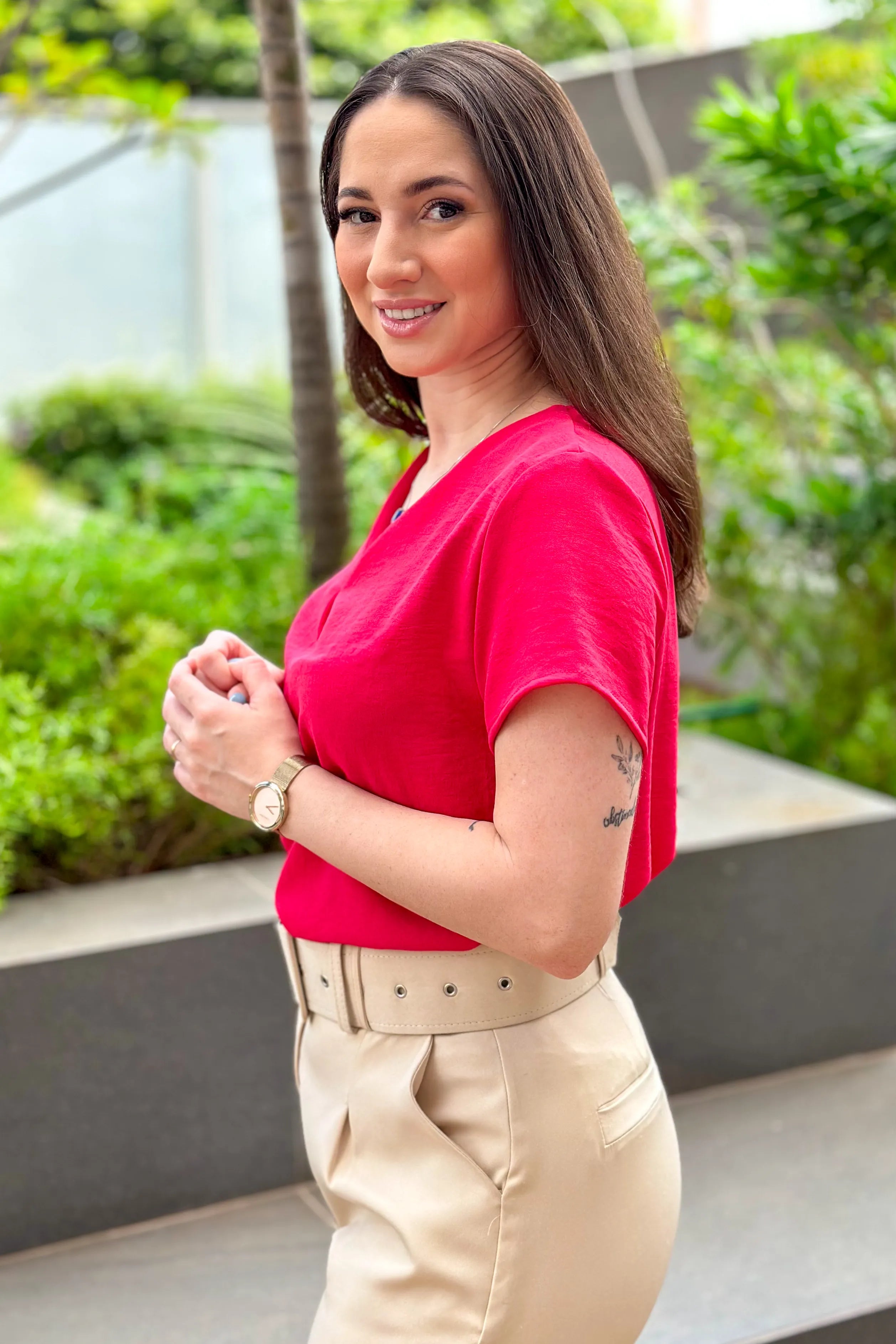 Blusa Decote "V" Detalhe Colo Debora Pink