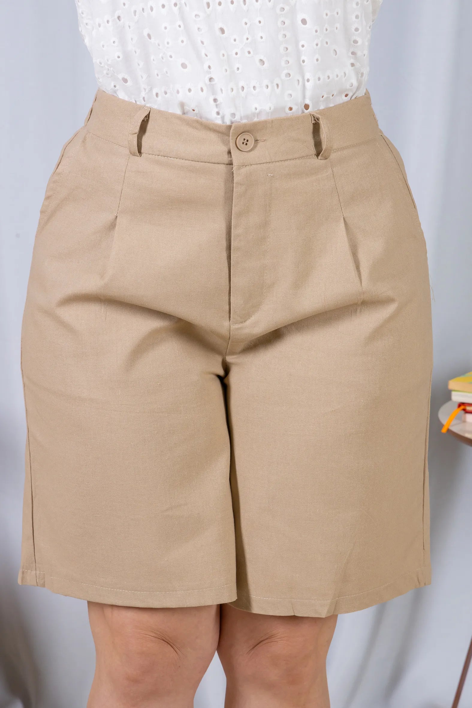 Bermuda Cós com Elástico Linho Cotton Kátia Bege