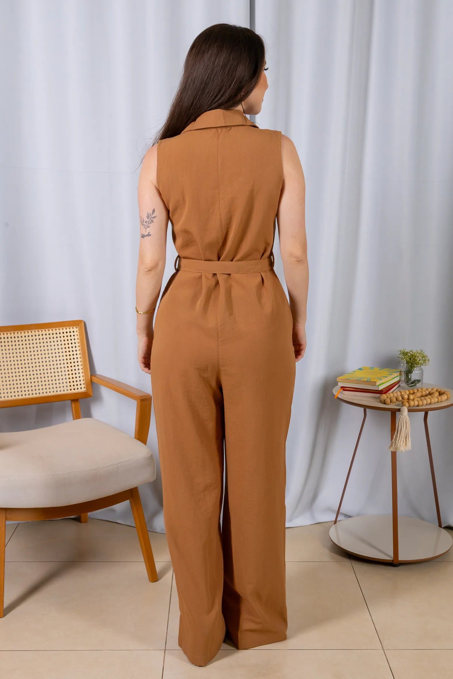 Macacão Pantalona Com Gola Detalhe Botões Visco Mix Raquel Marrom