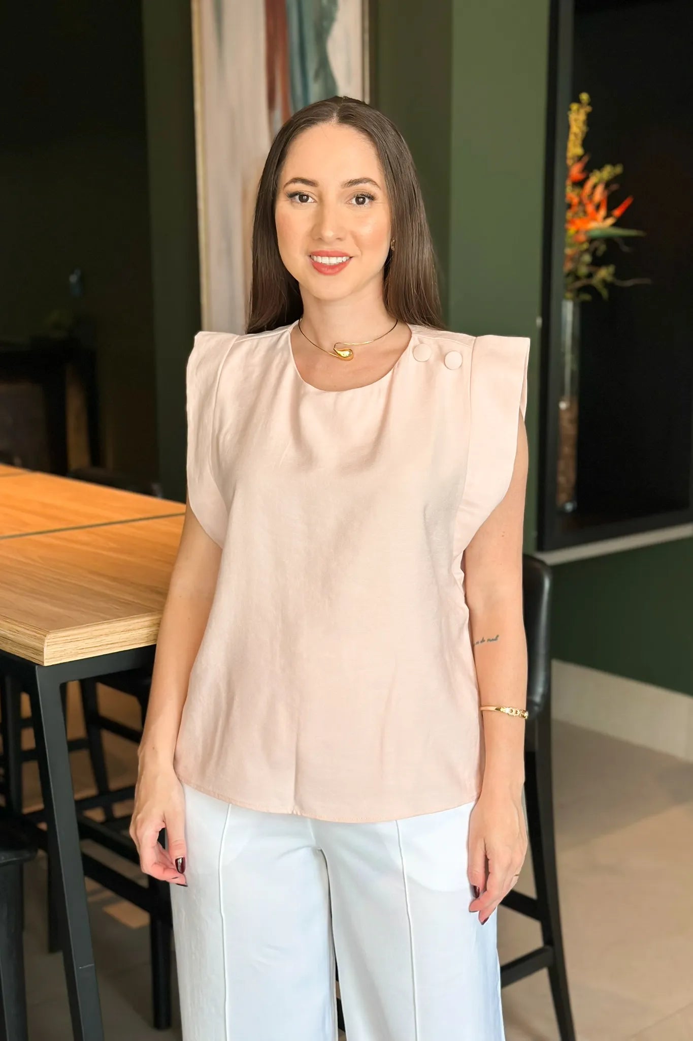 Blusa Regata Detalhe Botão Ombro Miriam Rosa Claro