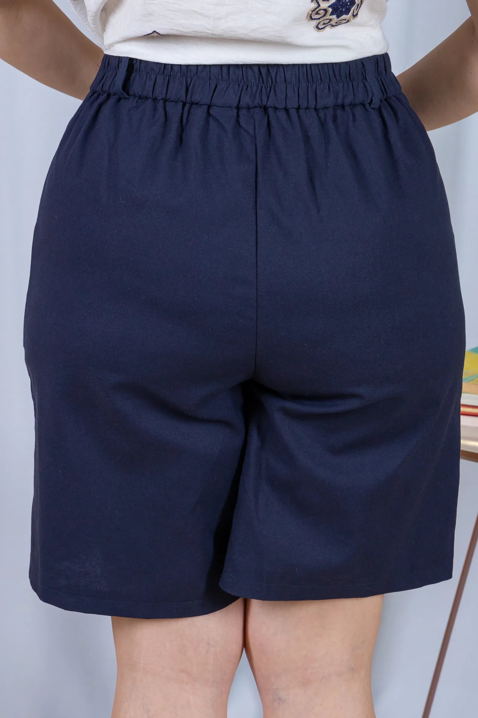 Bermuda Cós com Elástico Linho Cotton Kátia Azul Marinho