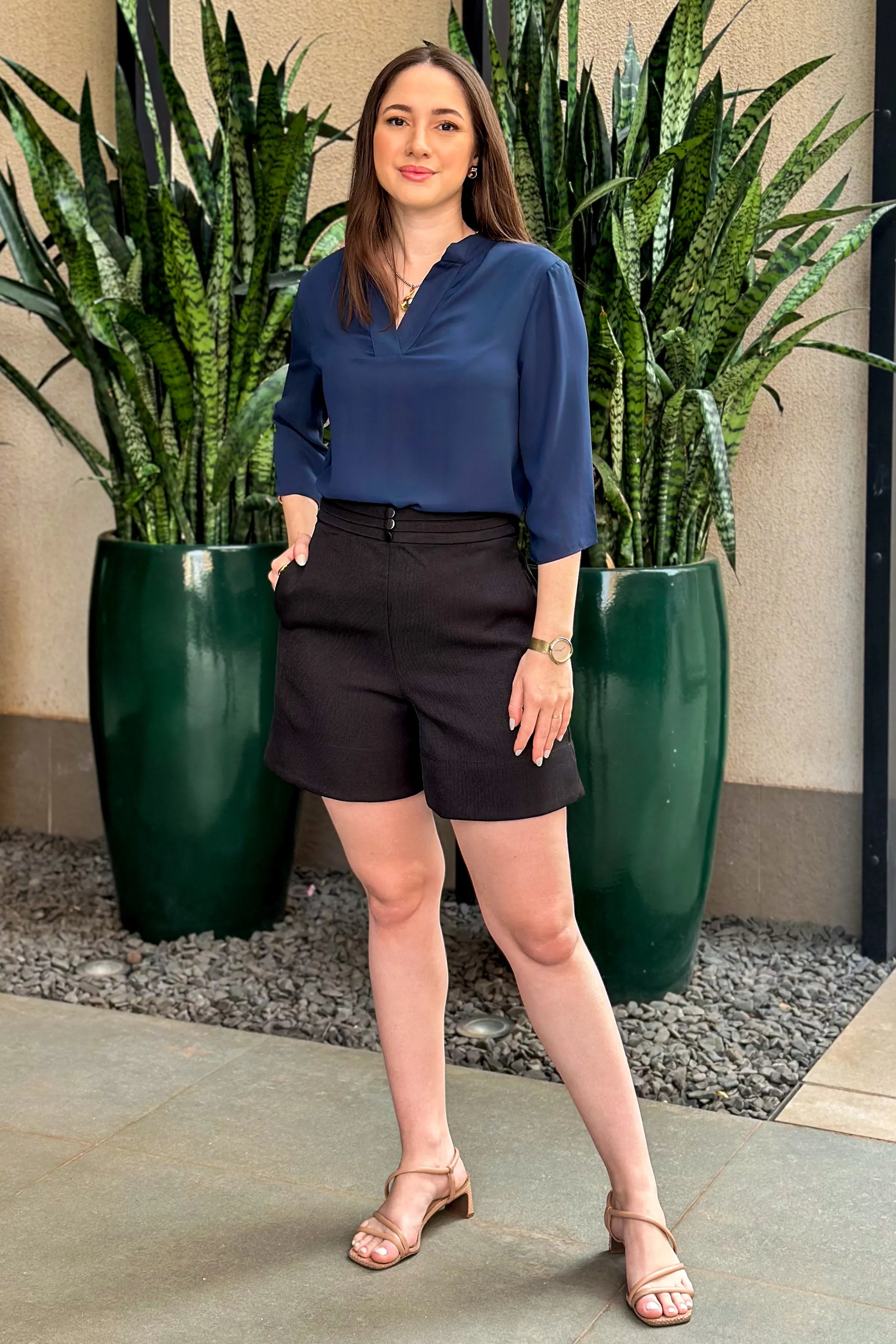 Short Detalhe Botões Cós Nicole Preto