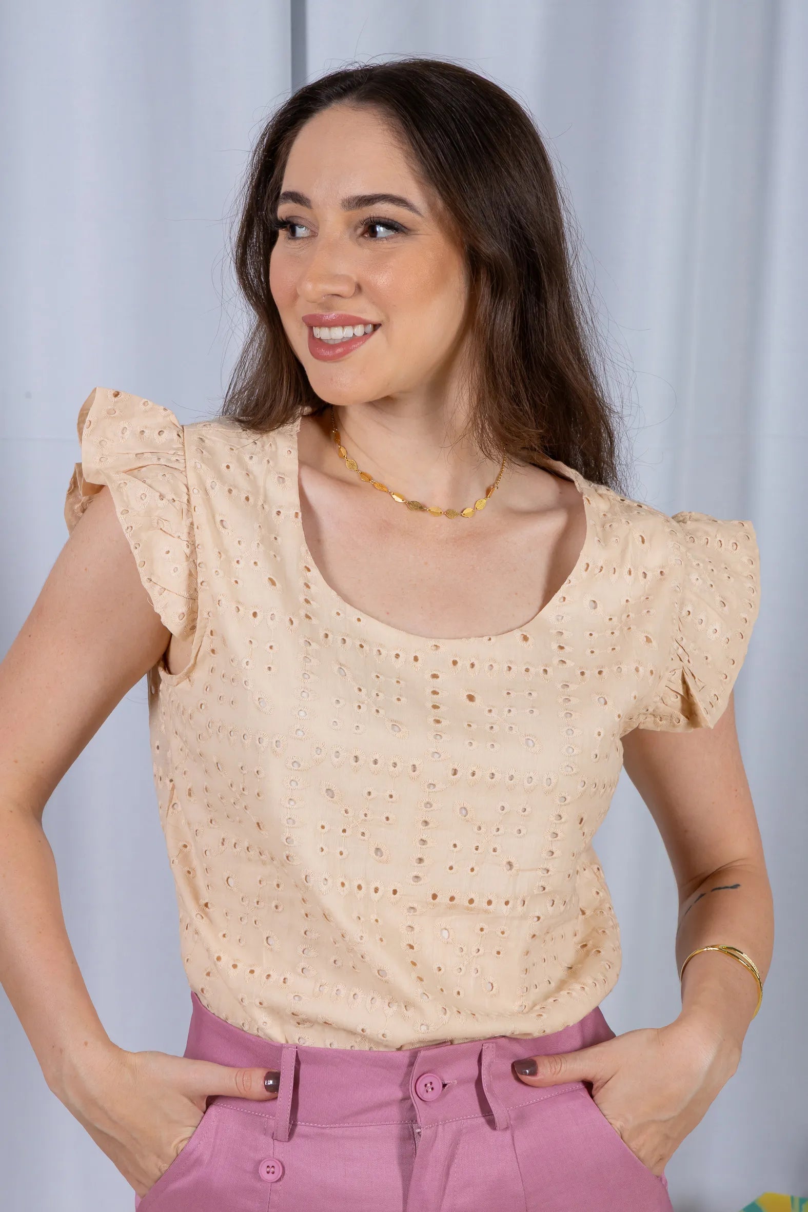 Regata Babados Cotton Em Laise Gabriela Creme