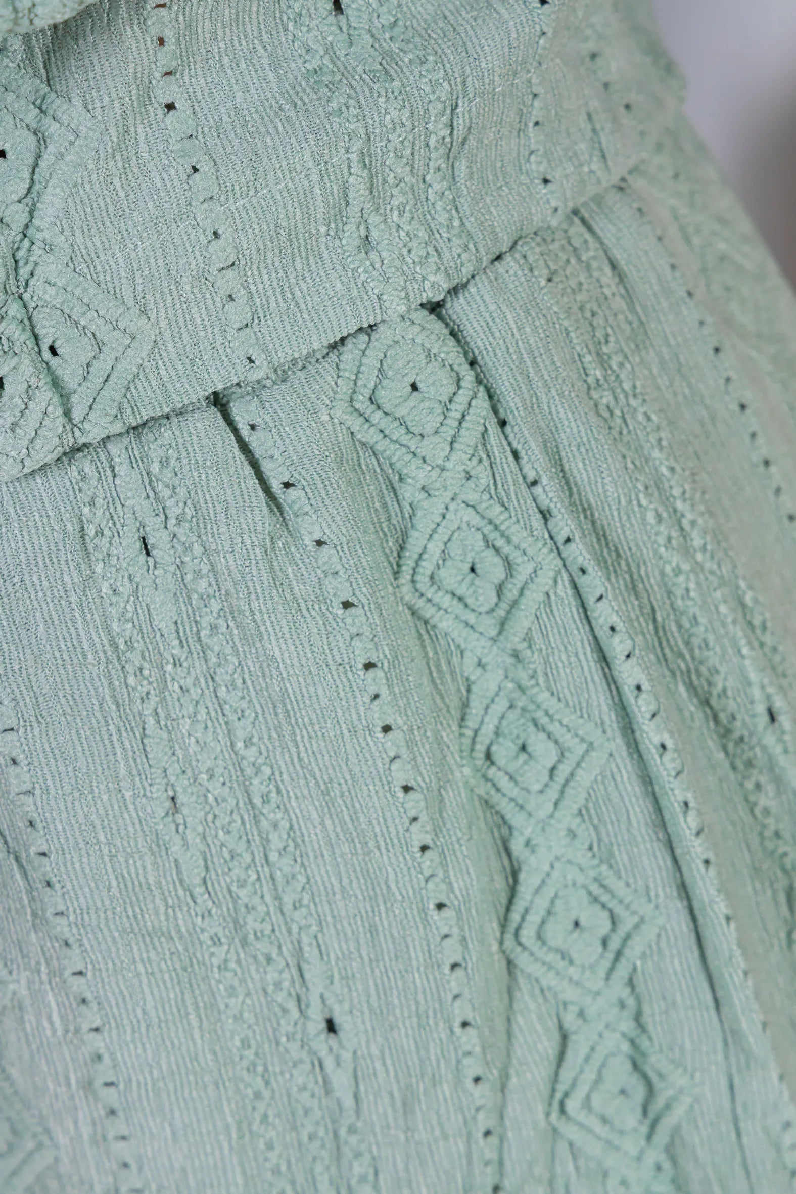 Calça Pantalona Bordado e Cós com Elástico Crepe Soft Carla Verde