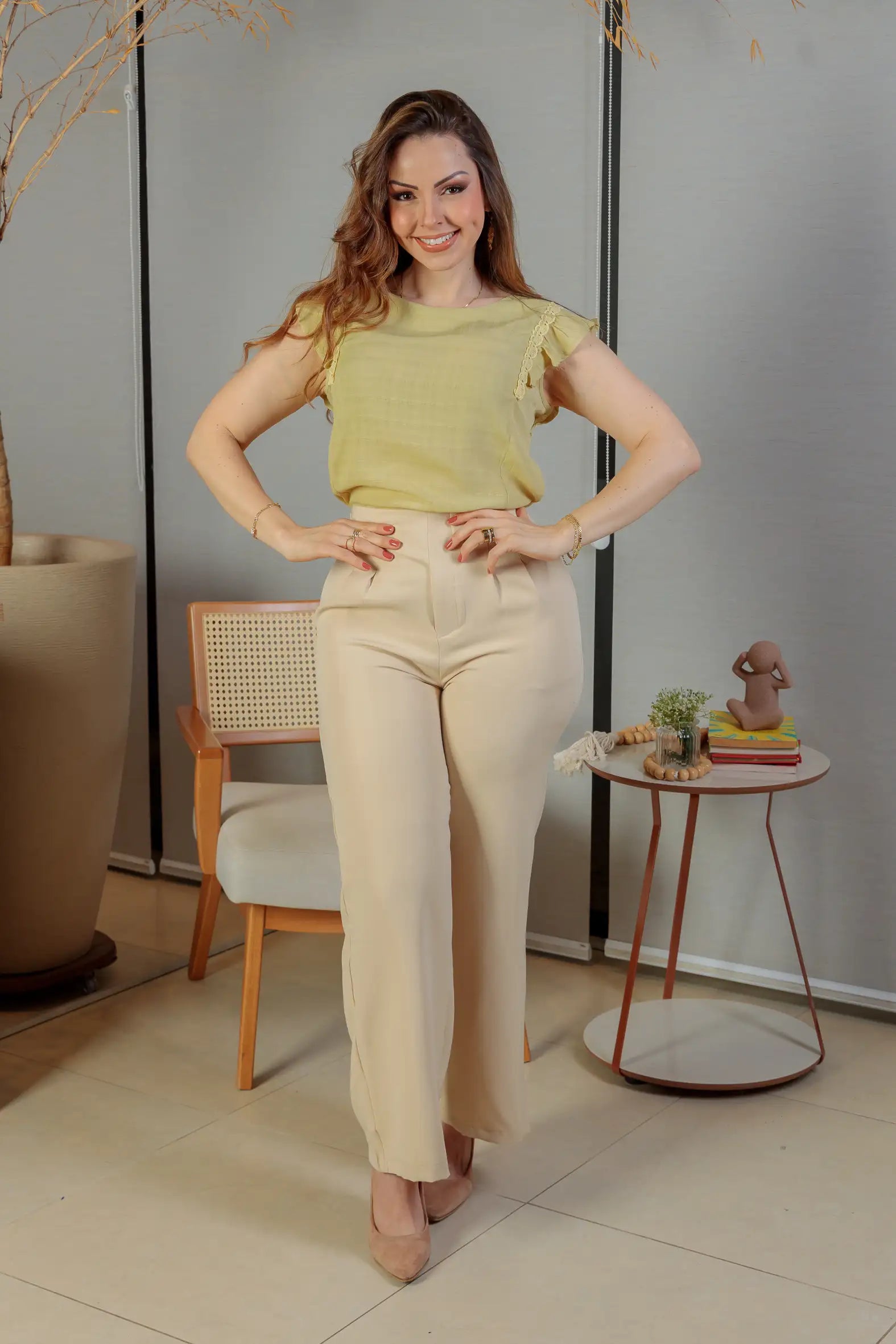 Blusa Detalhe Bordado Manga Soft Cotton Selena Verde Lima