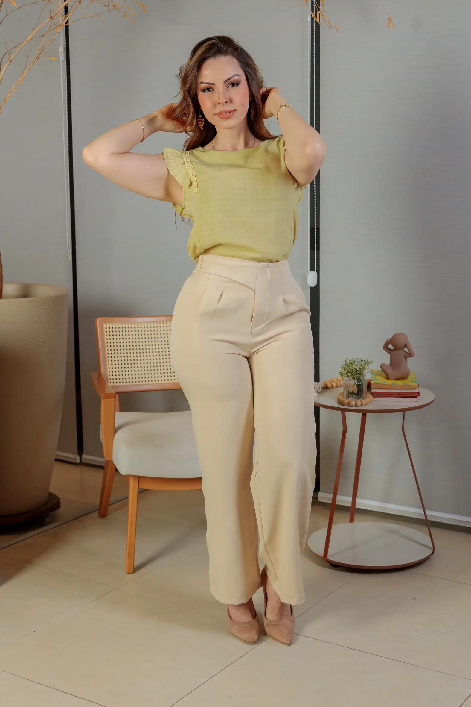 Blusa Detalhe Bordado Manga Soft Cotton Selena Verde Lima