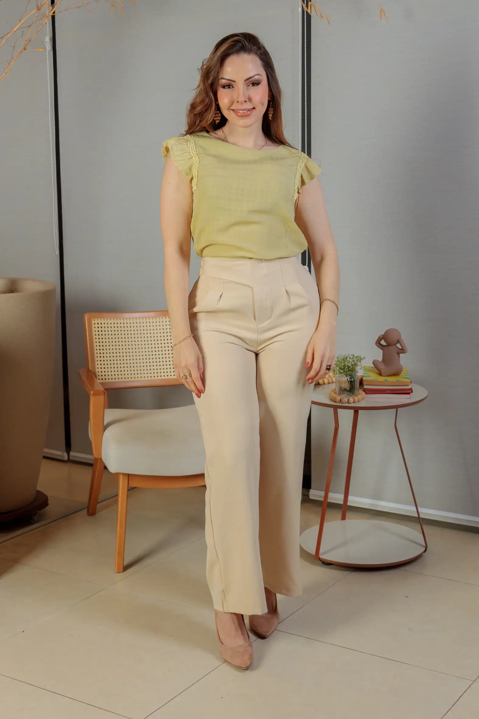 Blusa Detalhe Bordado Manga Soft Cotton Selena Verde Lima