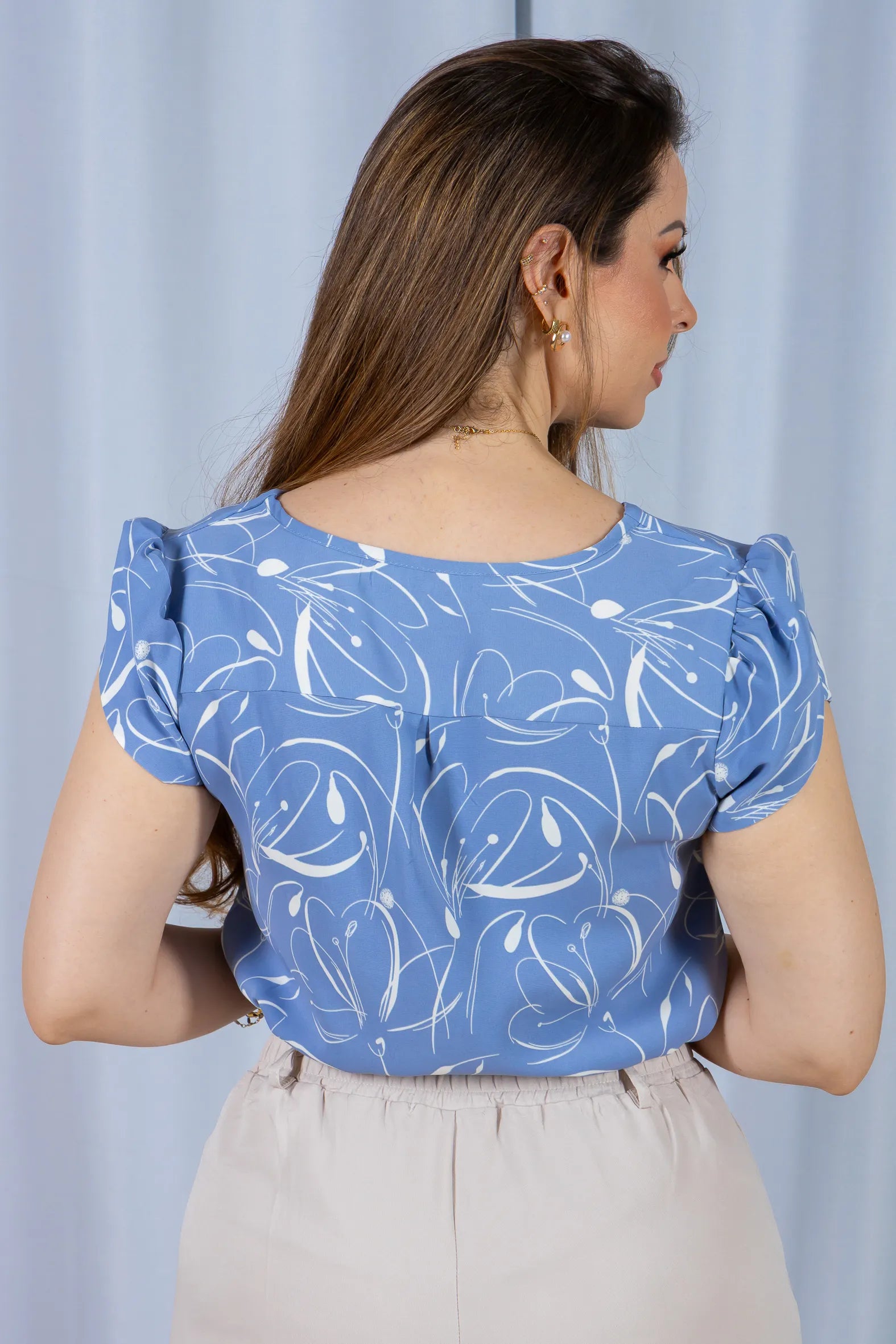Blusa Manga Curta Transpassada Celina Estampada Azul