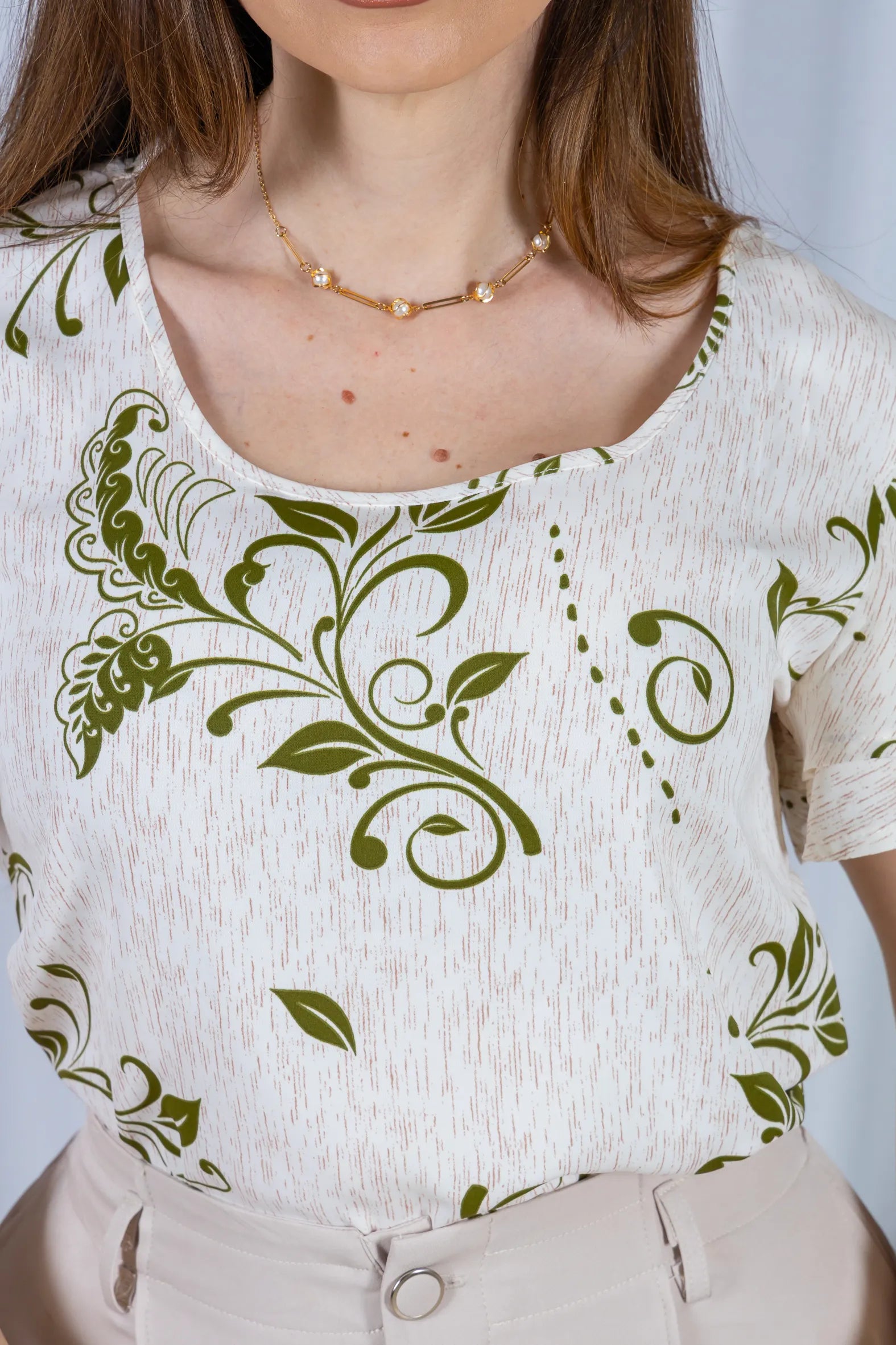 Blusa Manga Curta Camadas com Amarração Crepe Classic Eduarda Estampada Verde