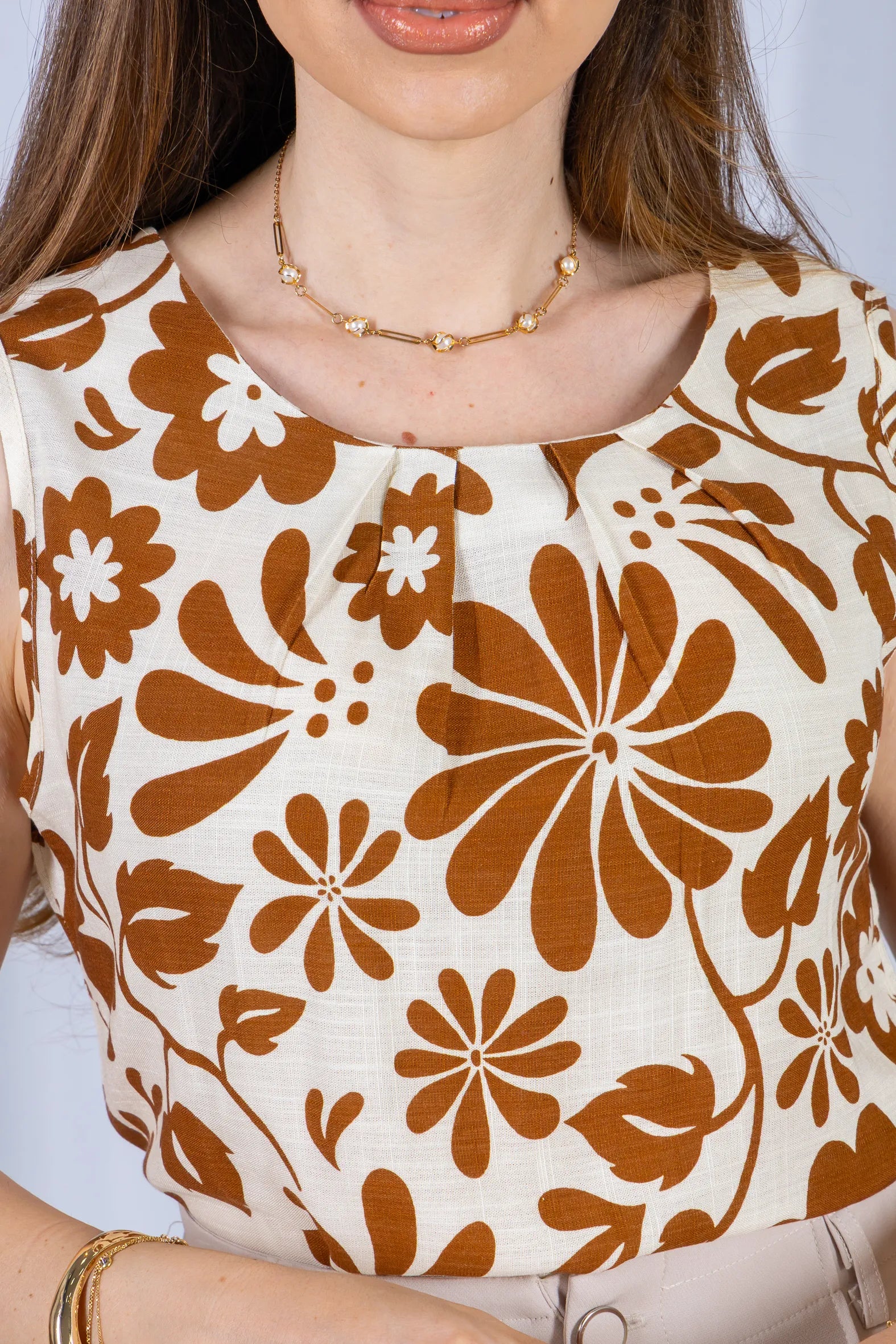 Blusa Regata Colo Com Pregas Viscose Nina Marrom