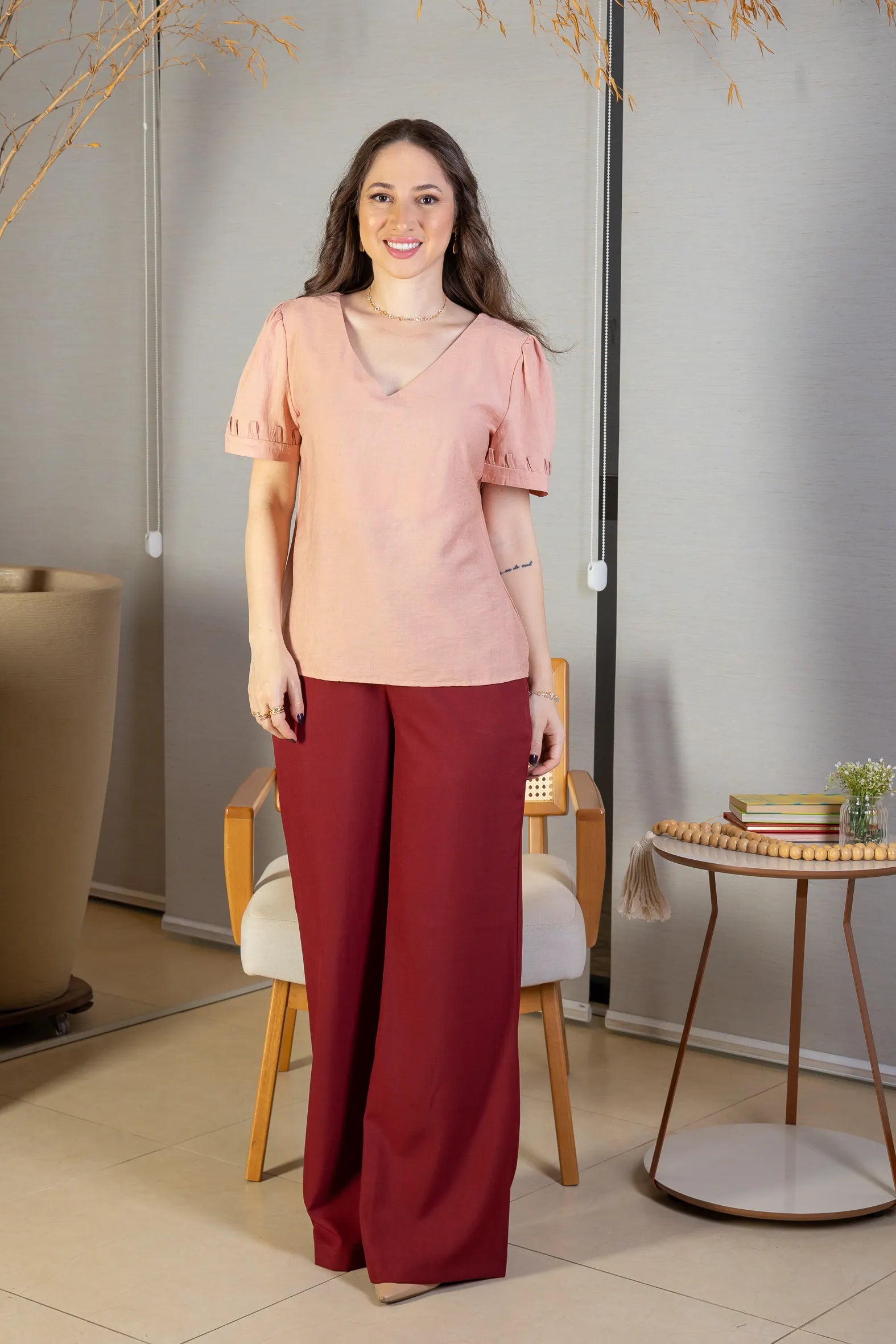 Calça Pantalona Alfaiataria Lux Detalhe Passador Grazi Massafera Marsala