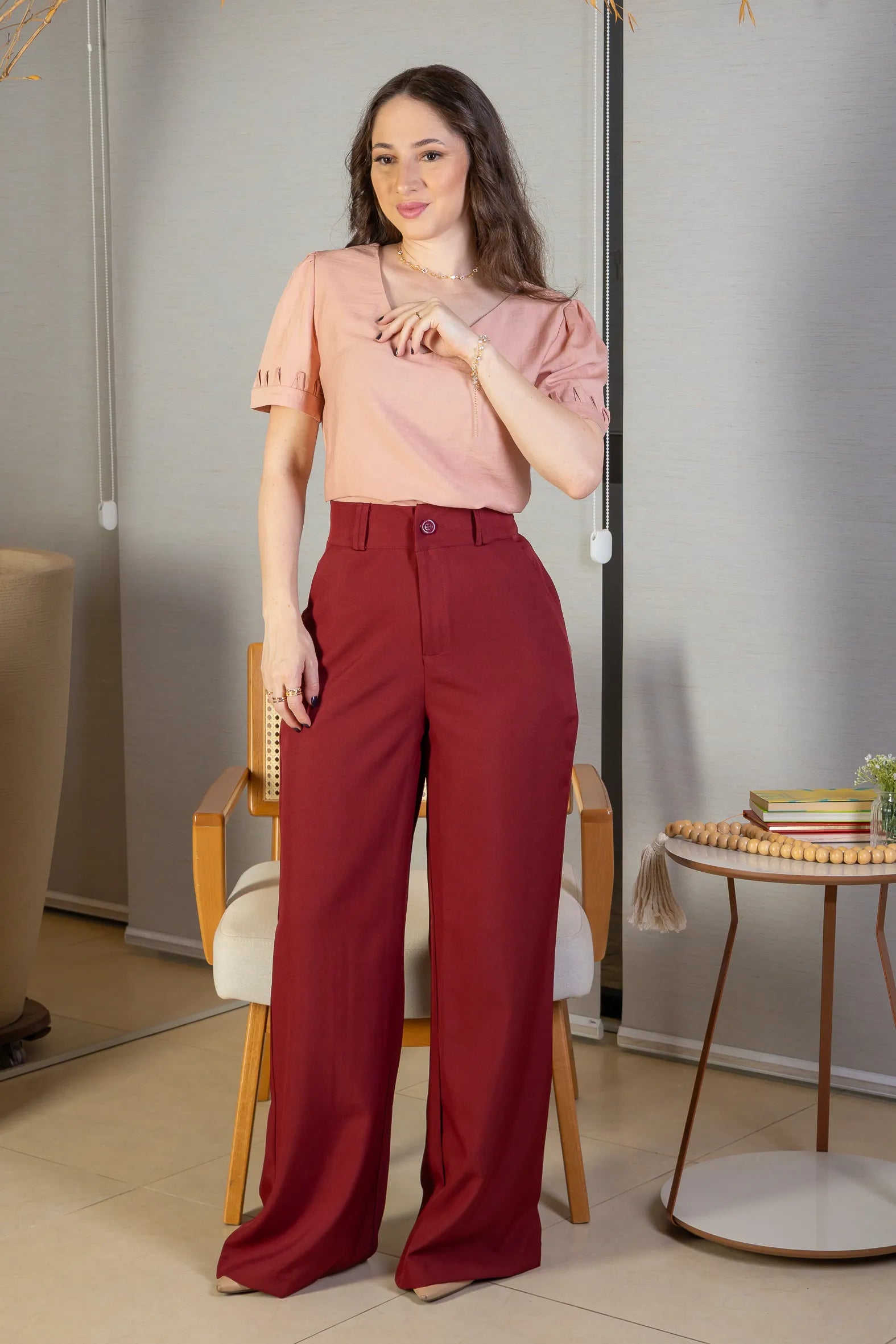 Calça Pantalona Alfaiataria Lux Detalhe Passador Grazi Massafera Marsala
