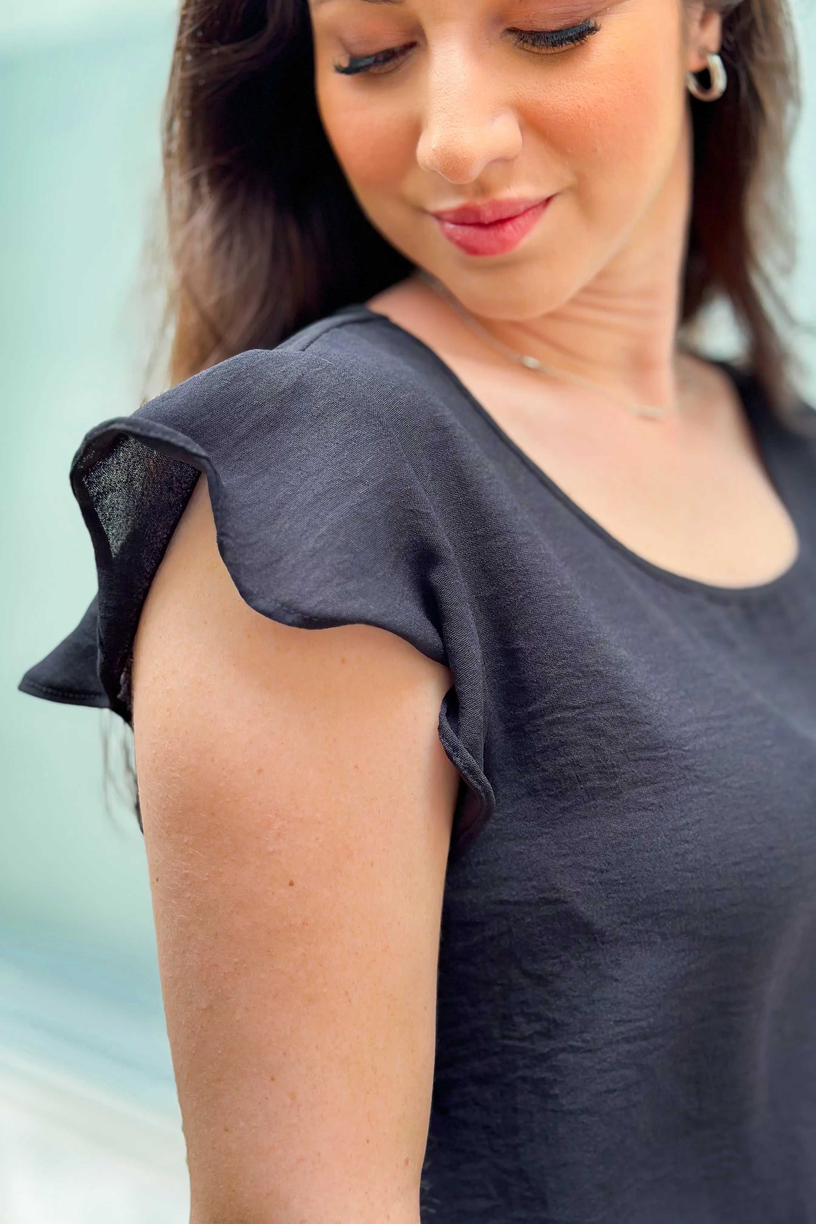 Blusa Detalhe Babados Manga Ester Preta