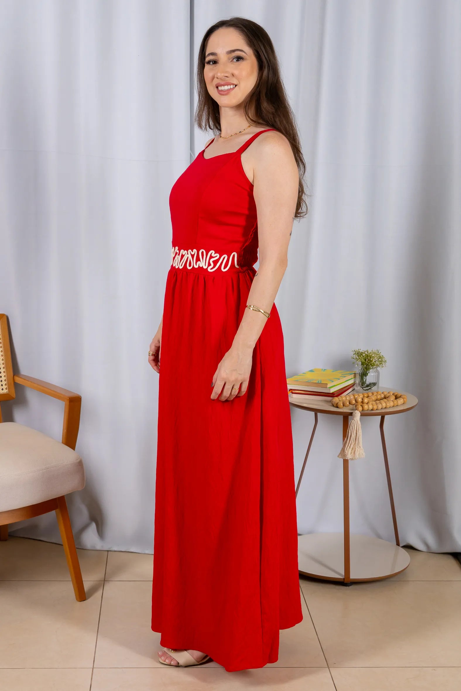 Vestido Midi Alças Detalhe Bordado Crepe Brise Lorena Vermelho